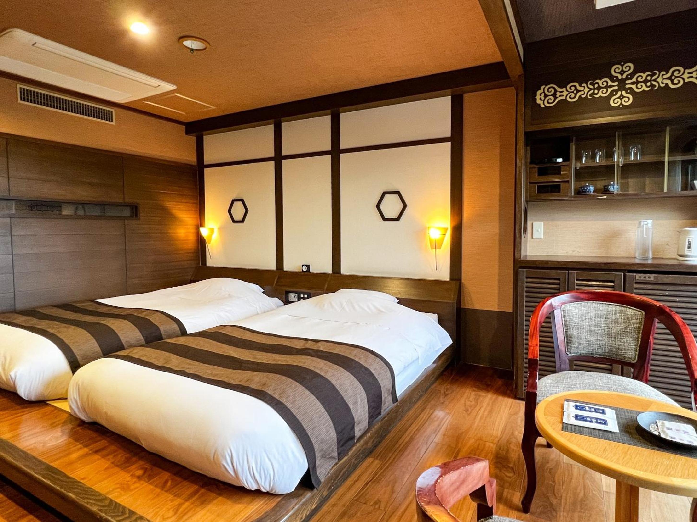 Deluxe Twin Room - Buffet Breakfast + Buffet Dinner Included - Non-Smoking - Photo 6
