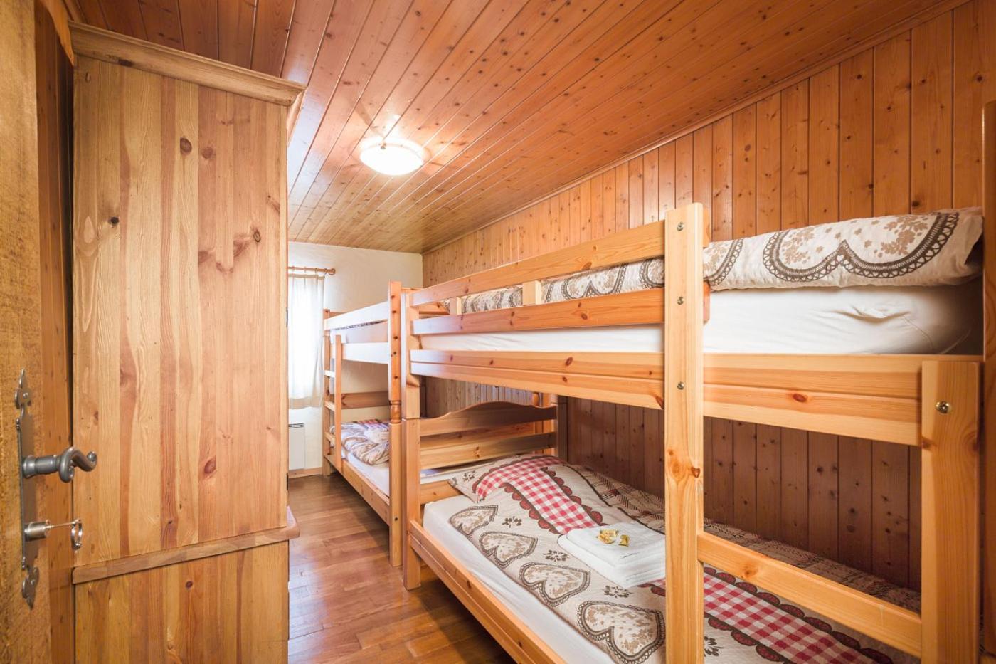 4-Bed Mixed Dormitory Room