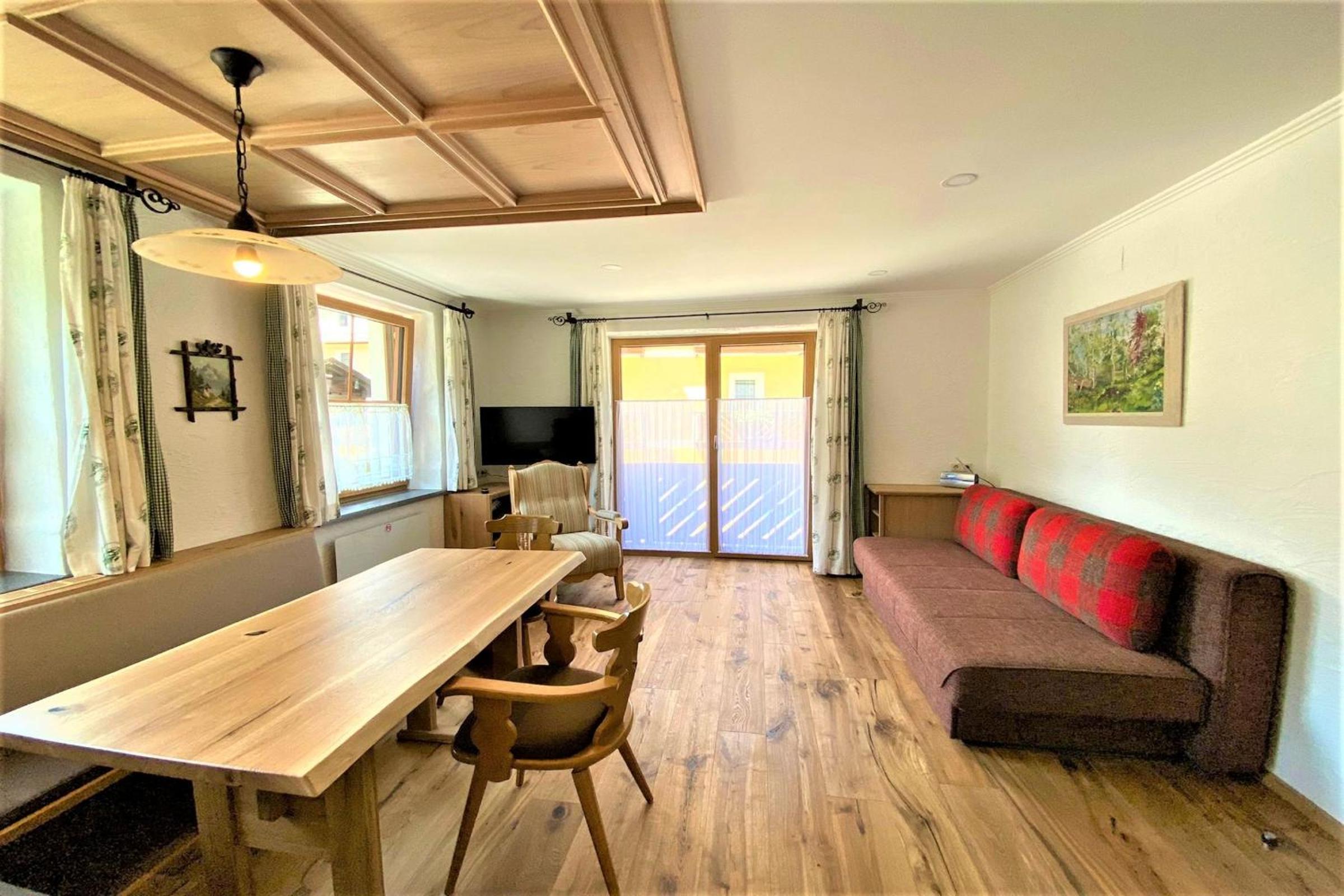 Two-Bedroom Apartment with Balcony photo 1