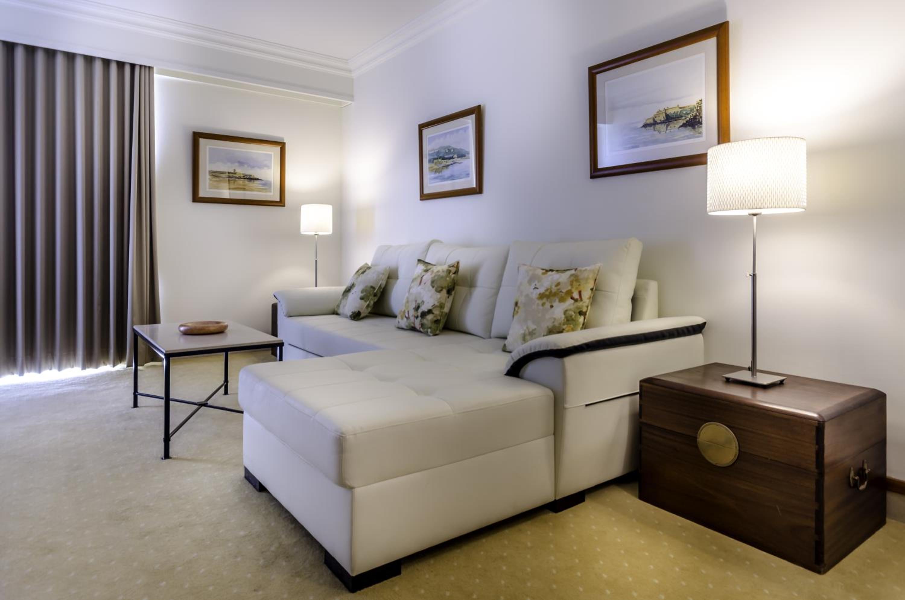Standard Suite (2 Adults) - Photo 20