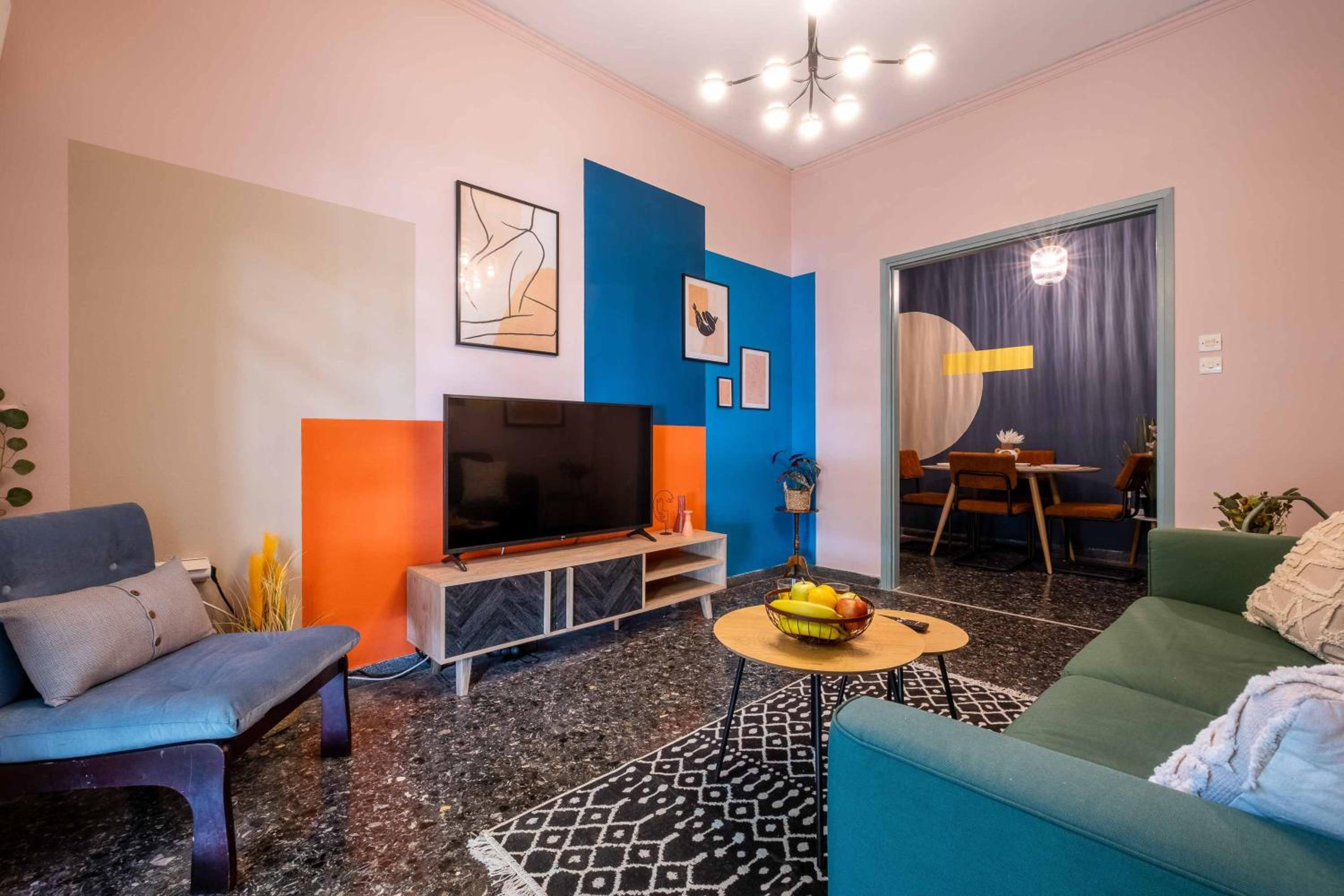 One-Bedroom Apartment