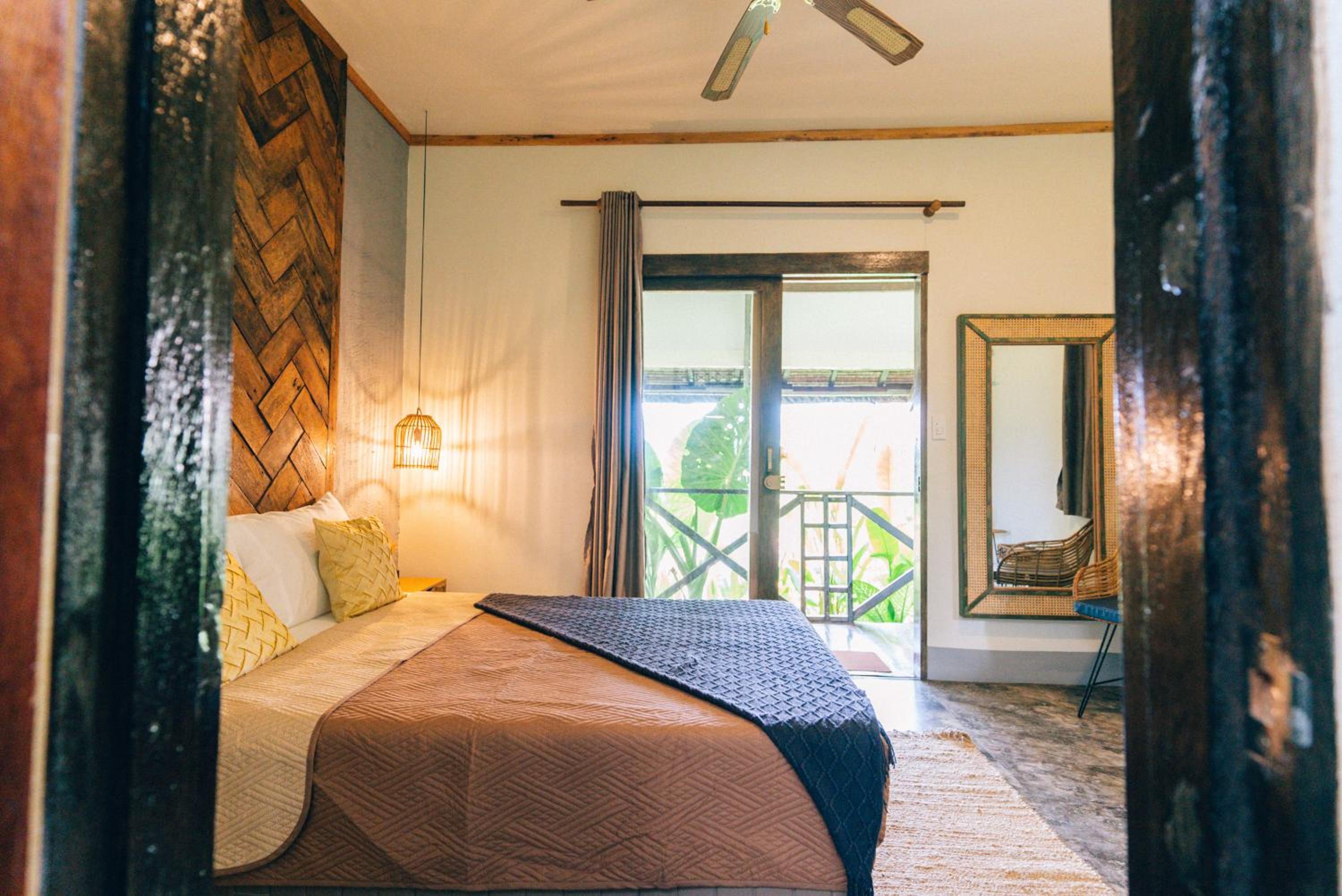 Deluxe Double Room with Balcony - Photo 1