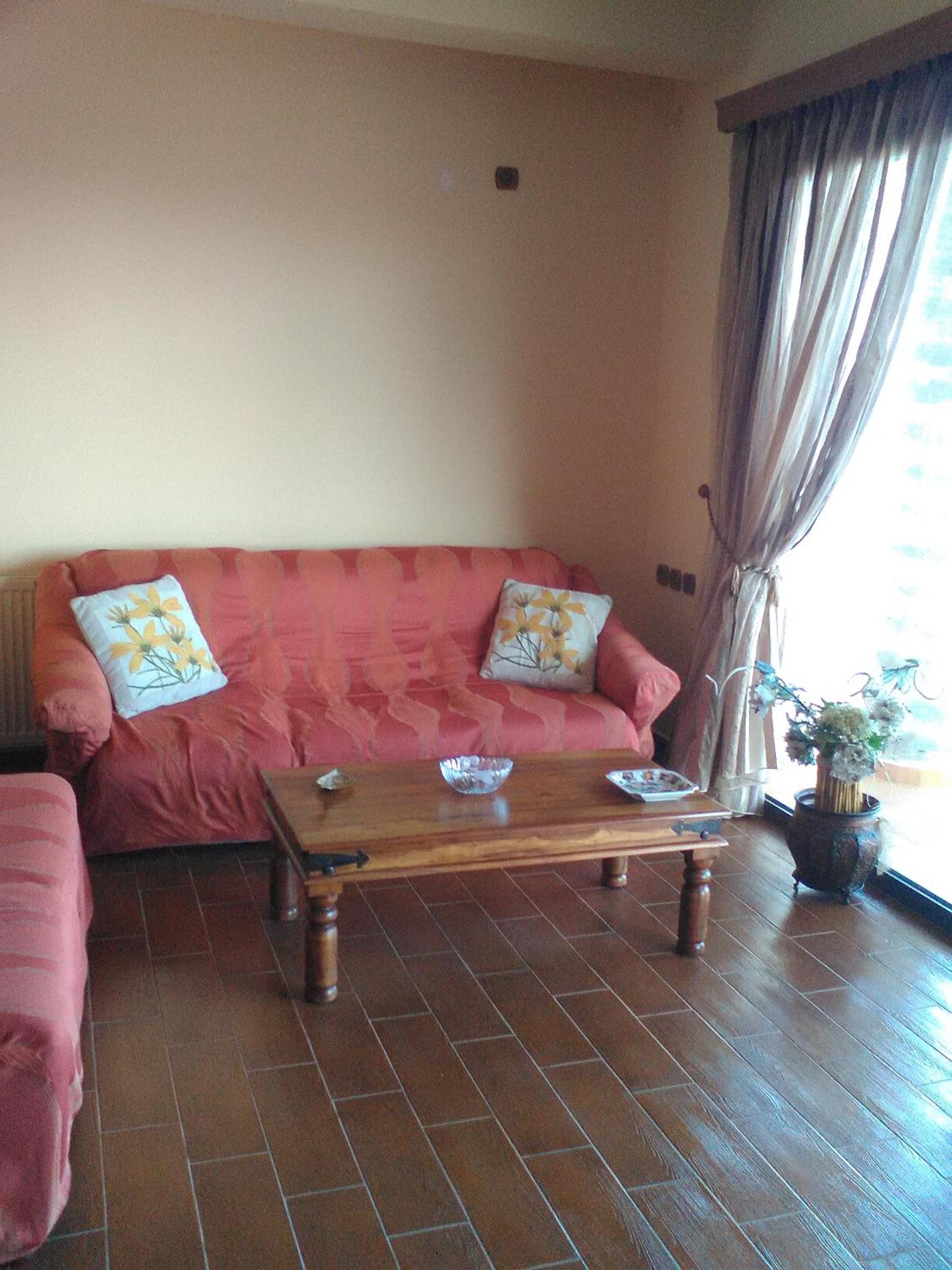 Four-Bedroom House photo 1