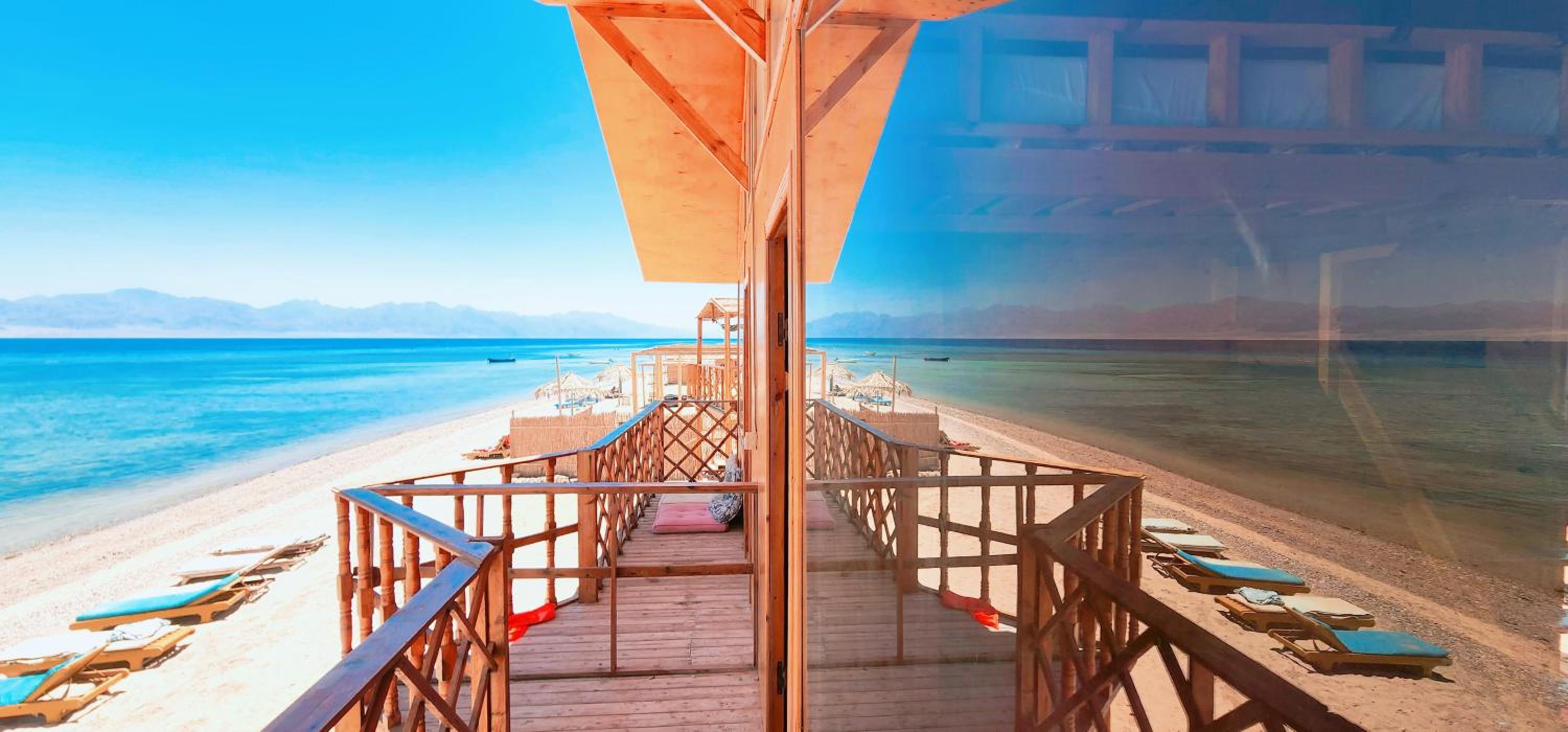 Deluxe Bungalow with Sea View - Photo 51