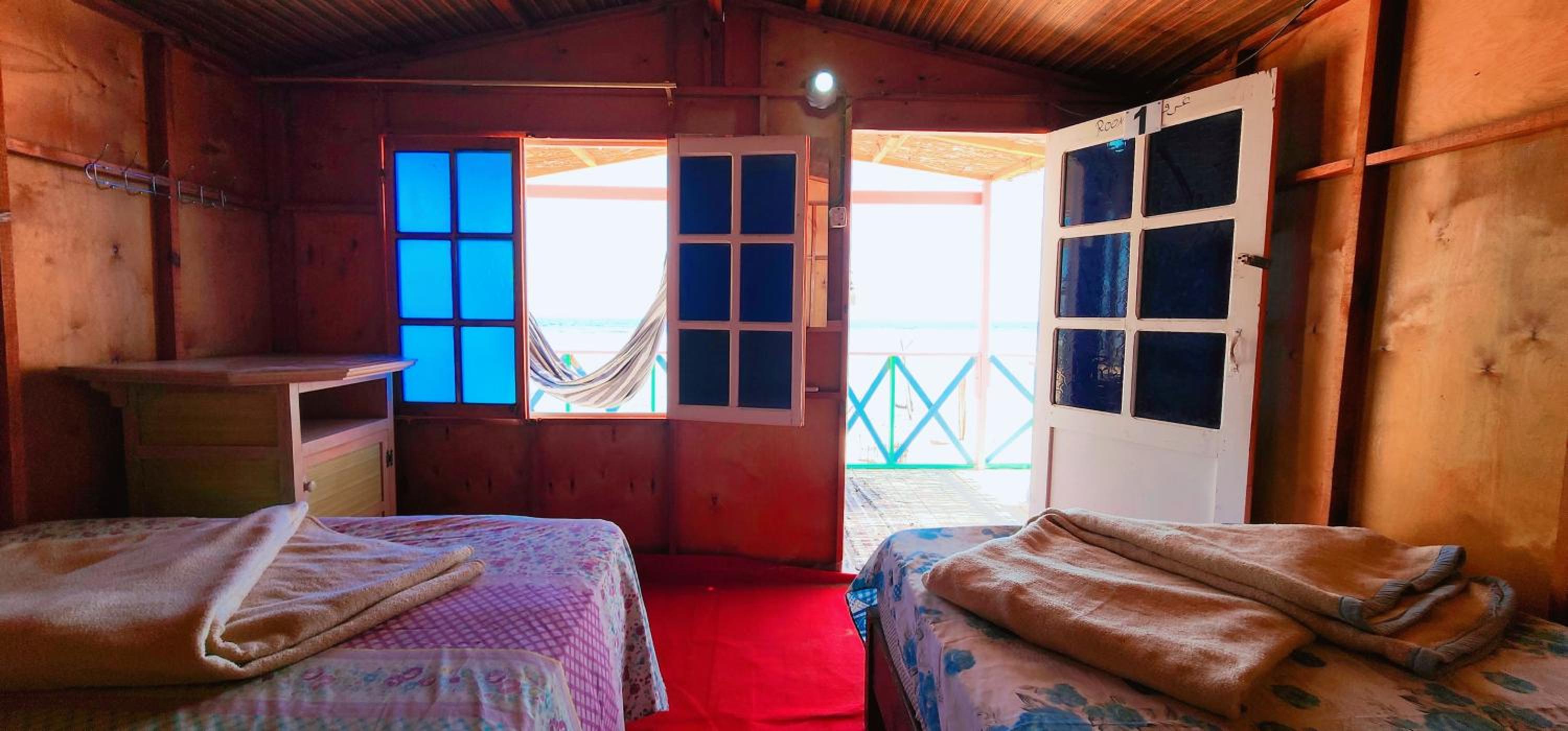 Bungalow - Beach Front - Photo 21
