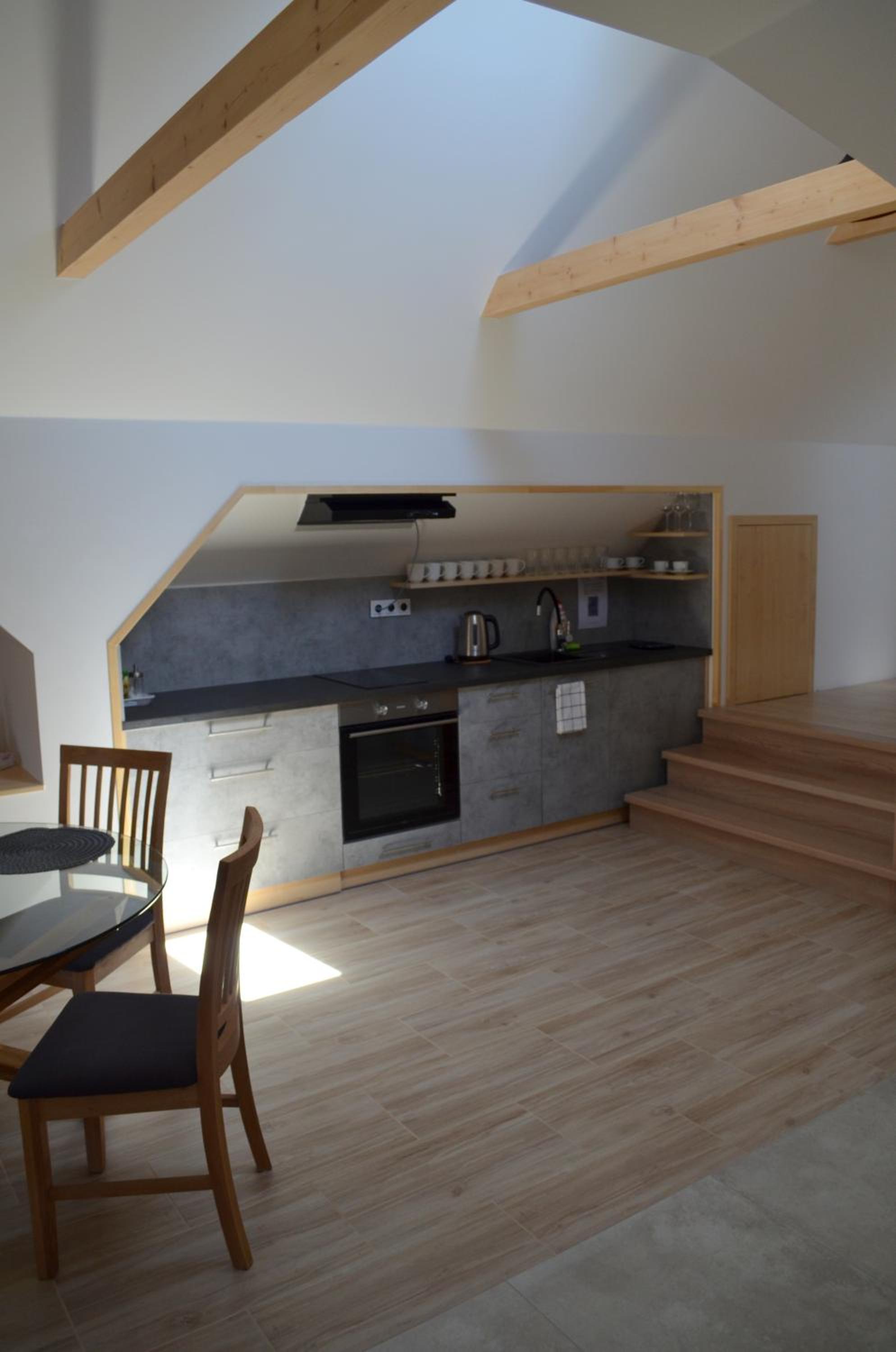 One-Bedroom Apartment - Photo 7