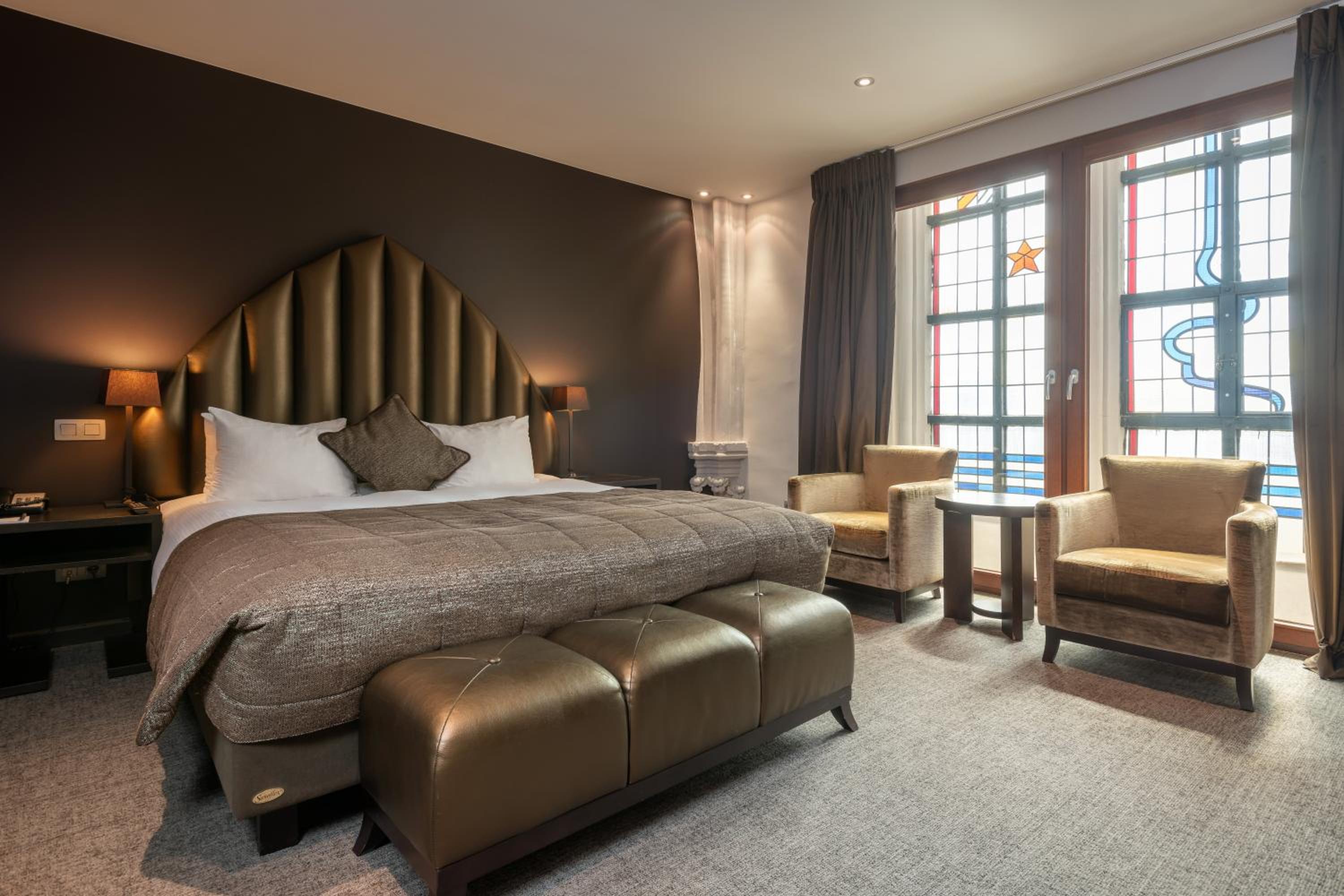 Executive Double Room in Church area - Photo 5
