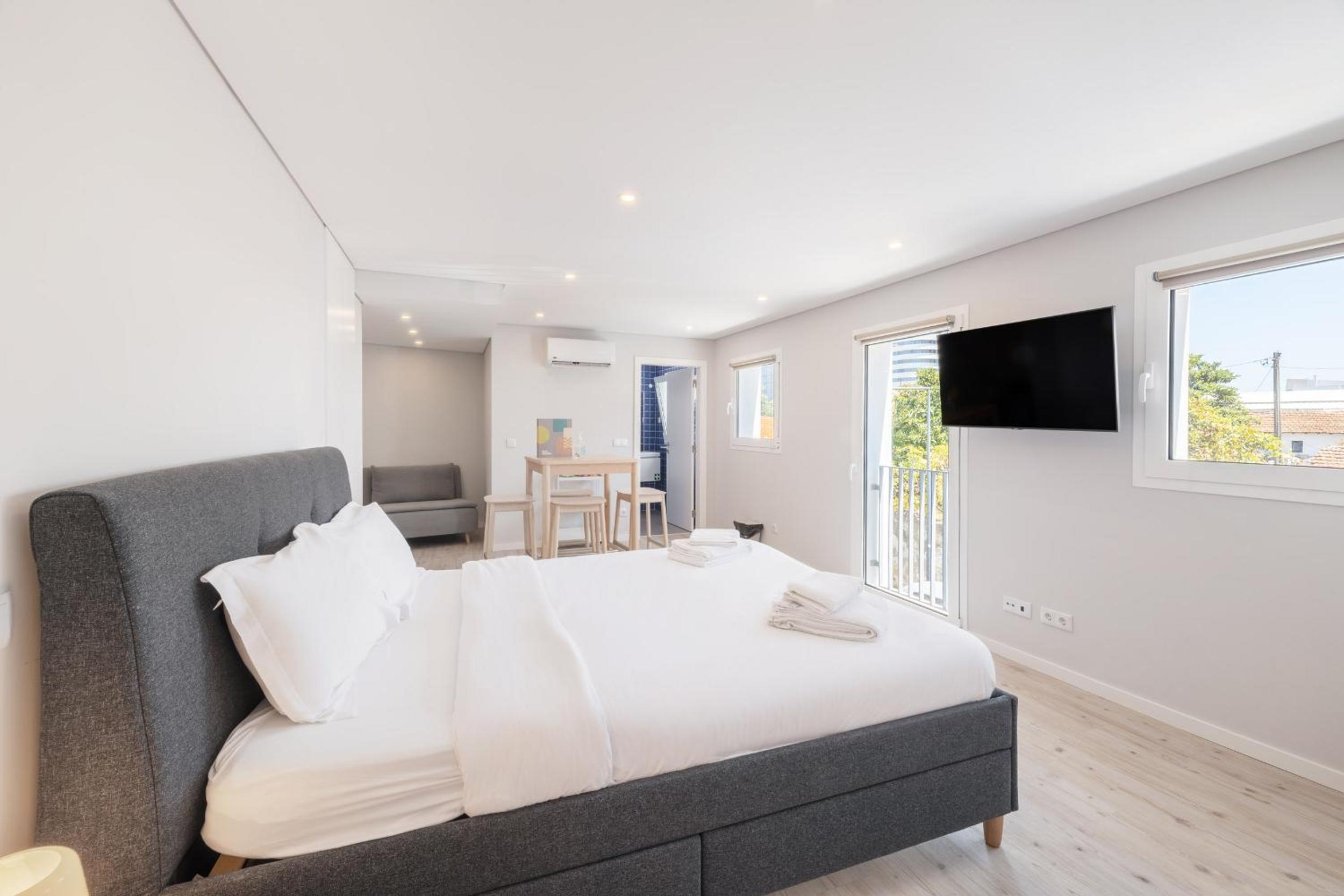 Classic Triple Room - Photo 2