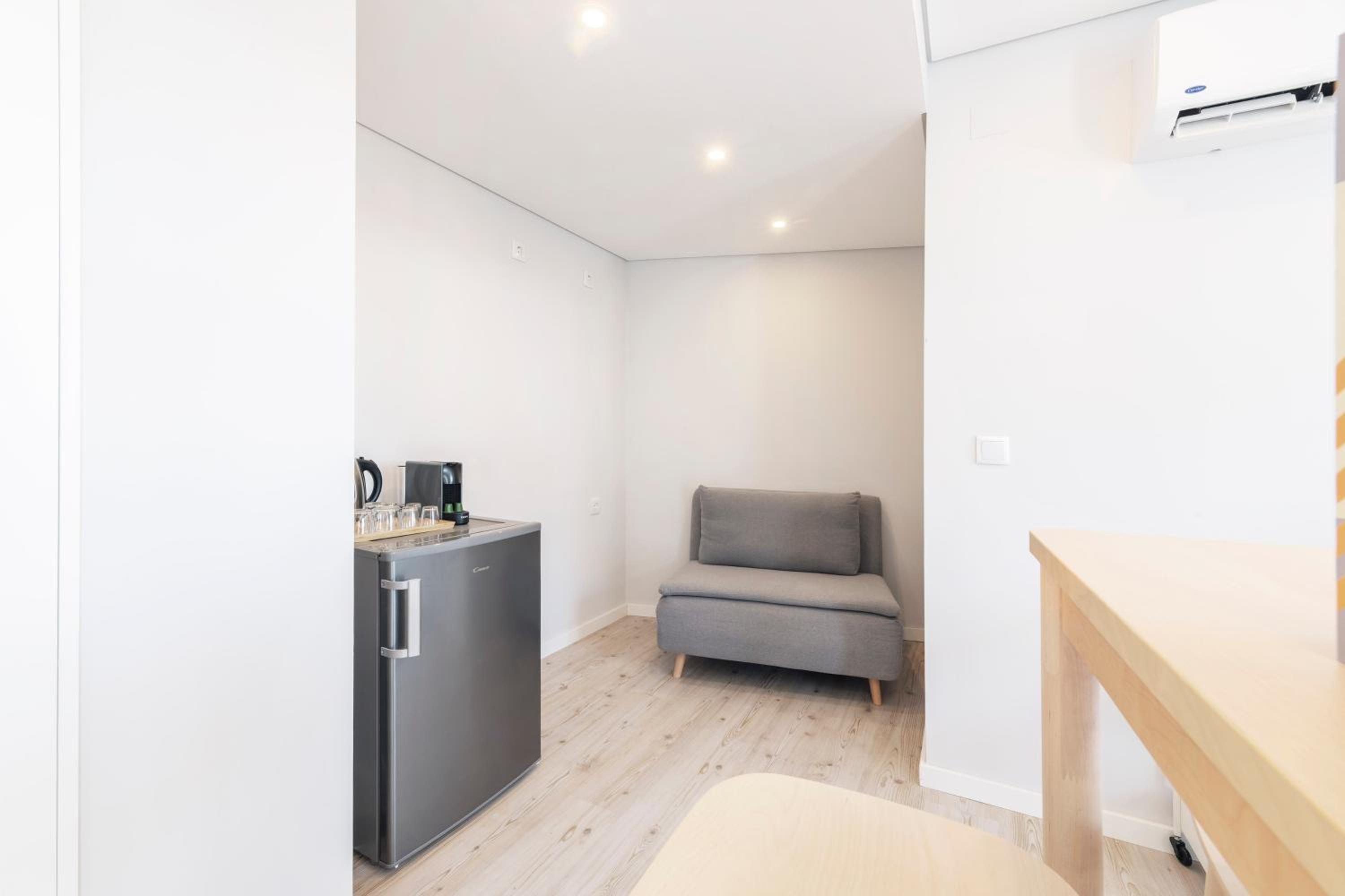 Classic Triple Room - Photo 5