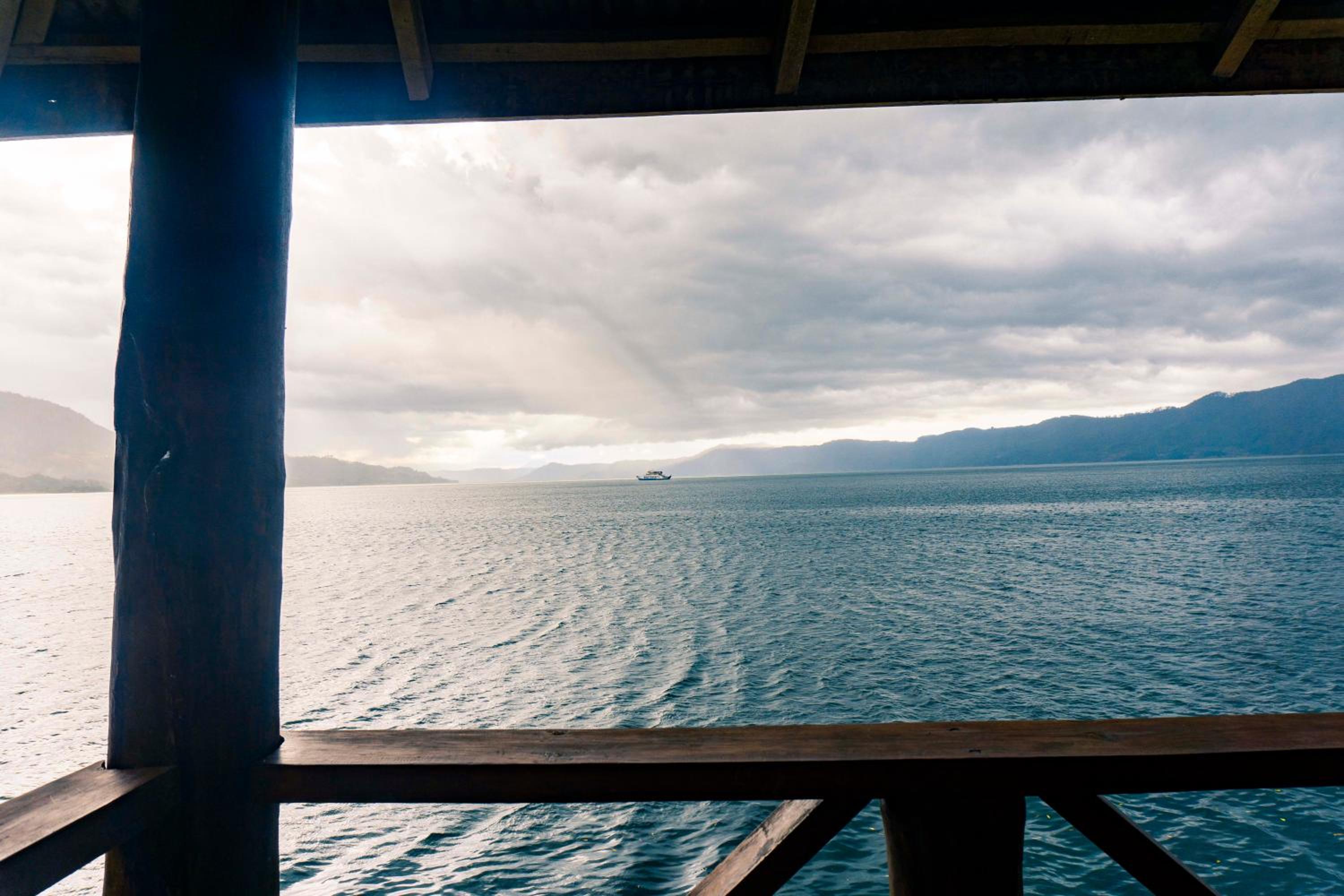 Double Room with Lake View - Photo 24