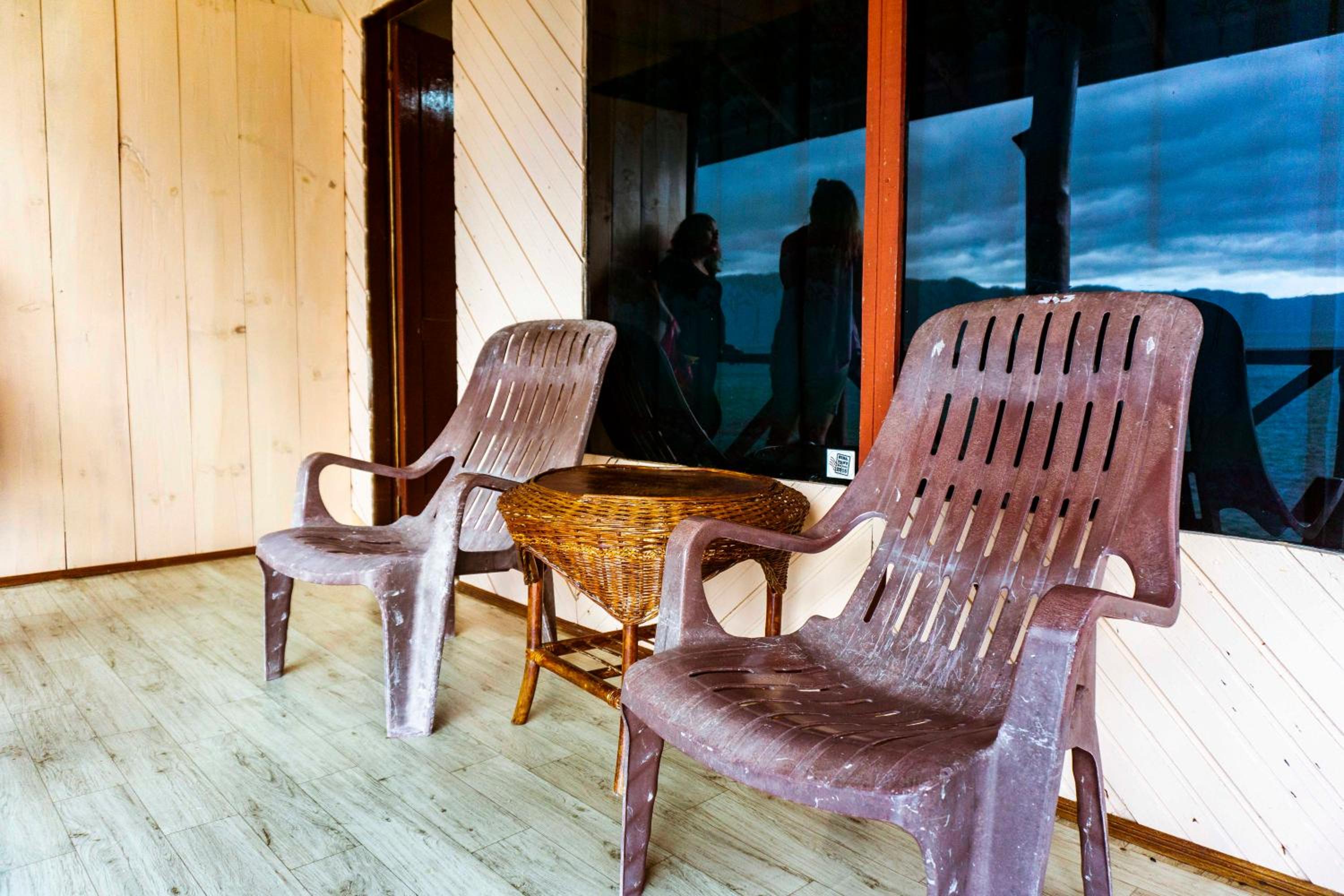 Double Room with Lake View - Photo 7