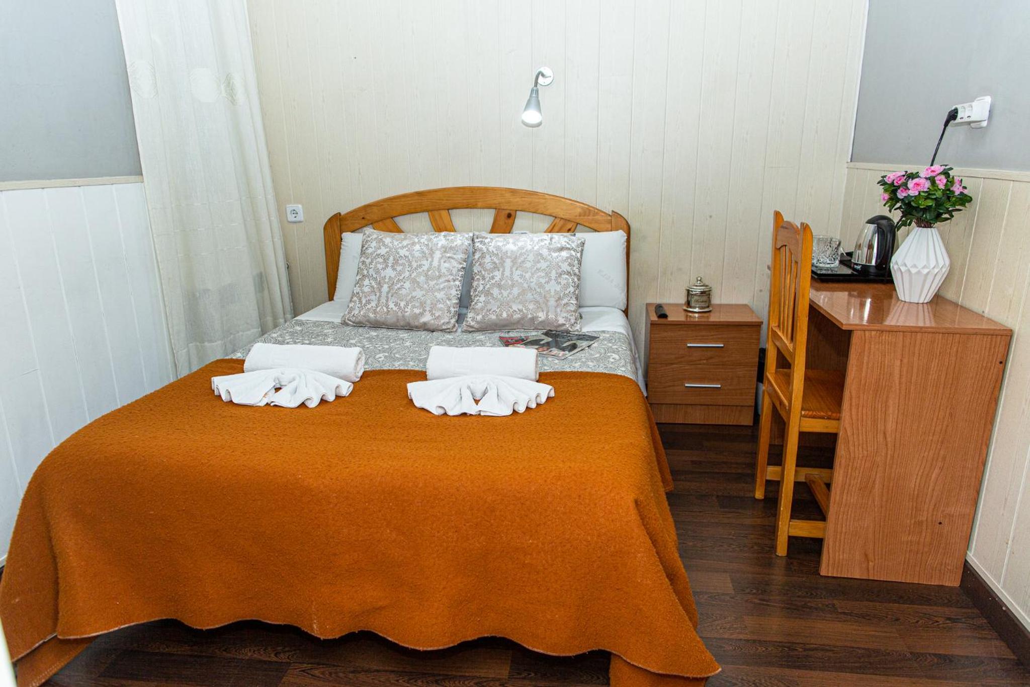 Interior Double Room - Photo 5