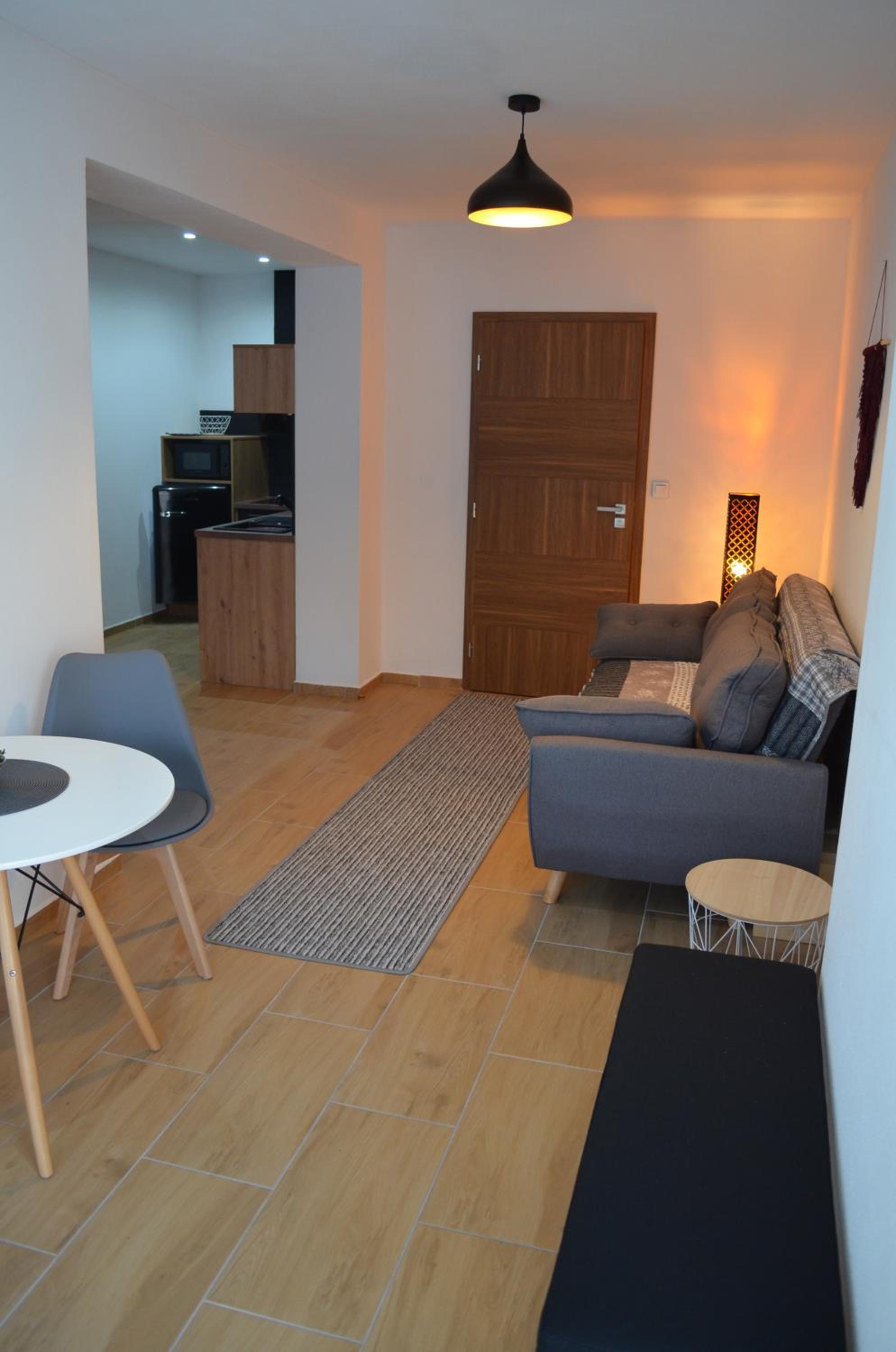Apartment - Photo 3