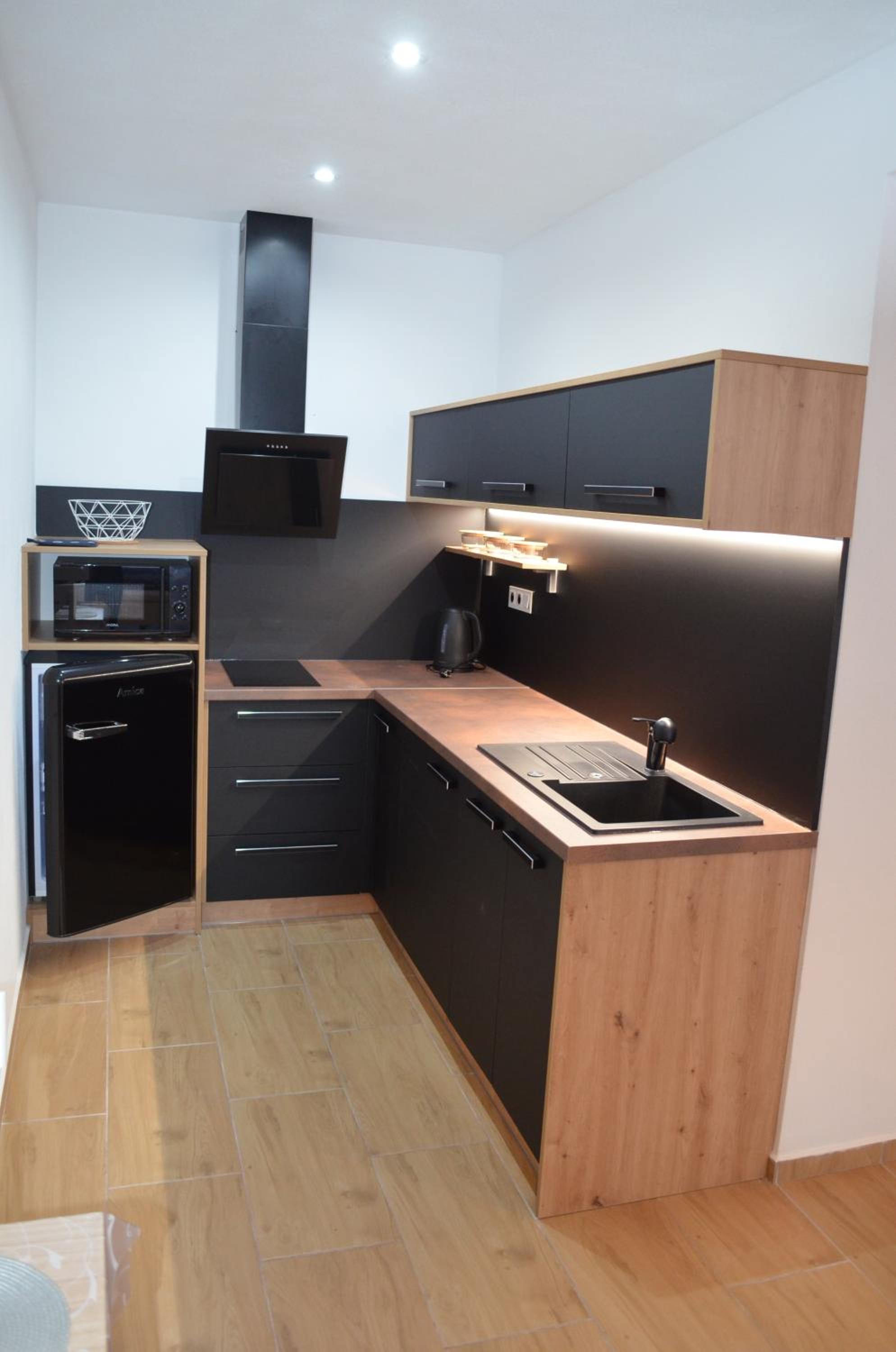 Apartment - Photo 2