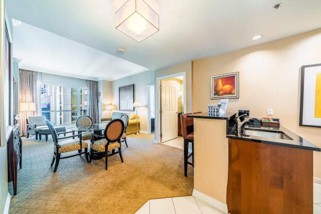 Elite 1BR Suite Strip View with Balcony - Photo 20