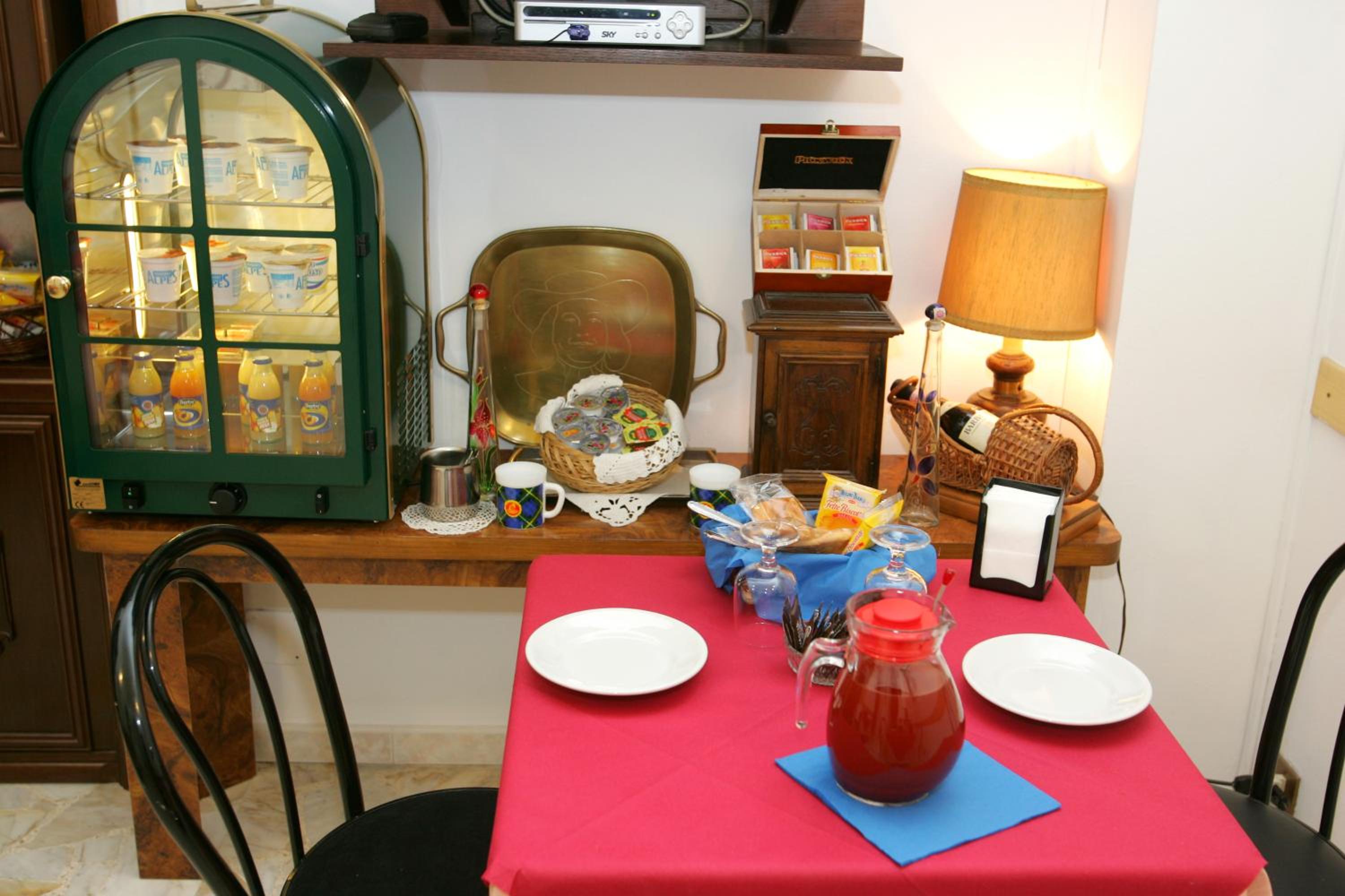 Twin Room - Photo 5