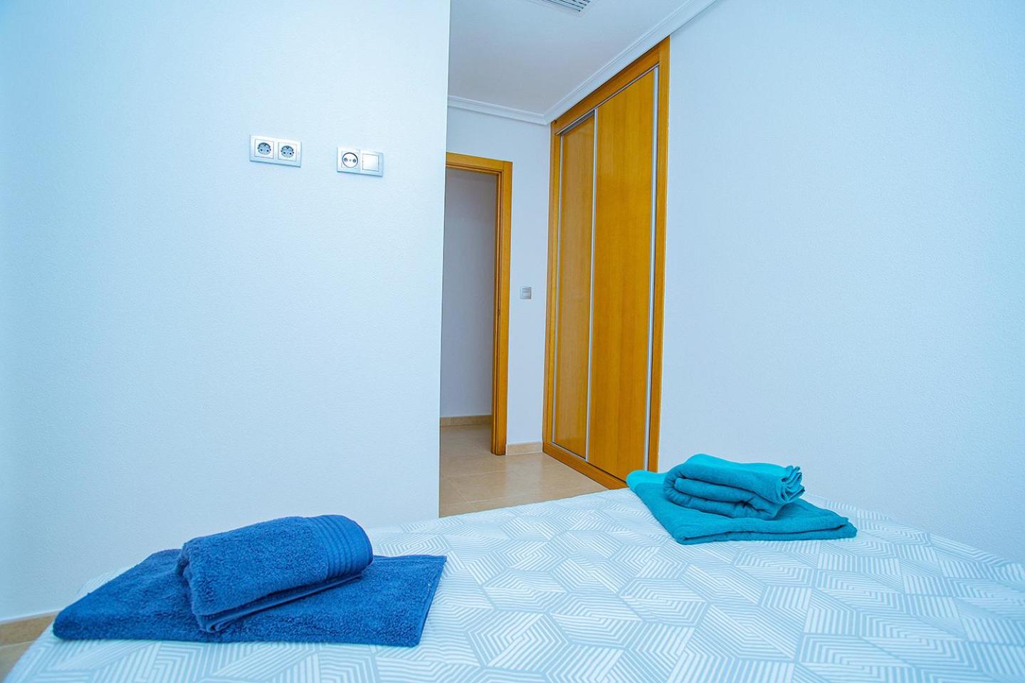 Apartment with Balcony photo 3