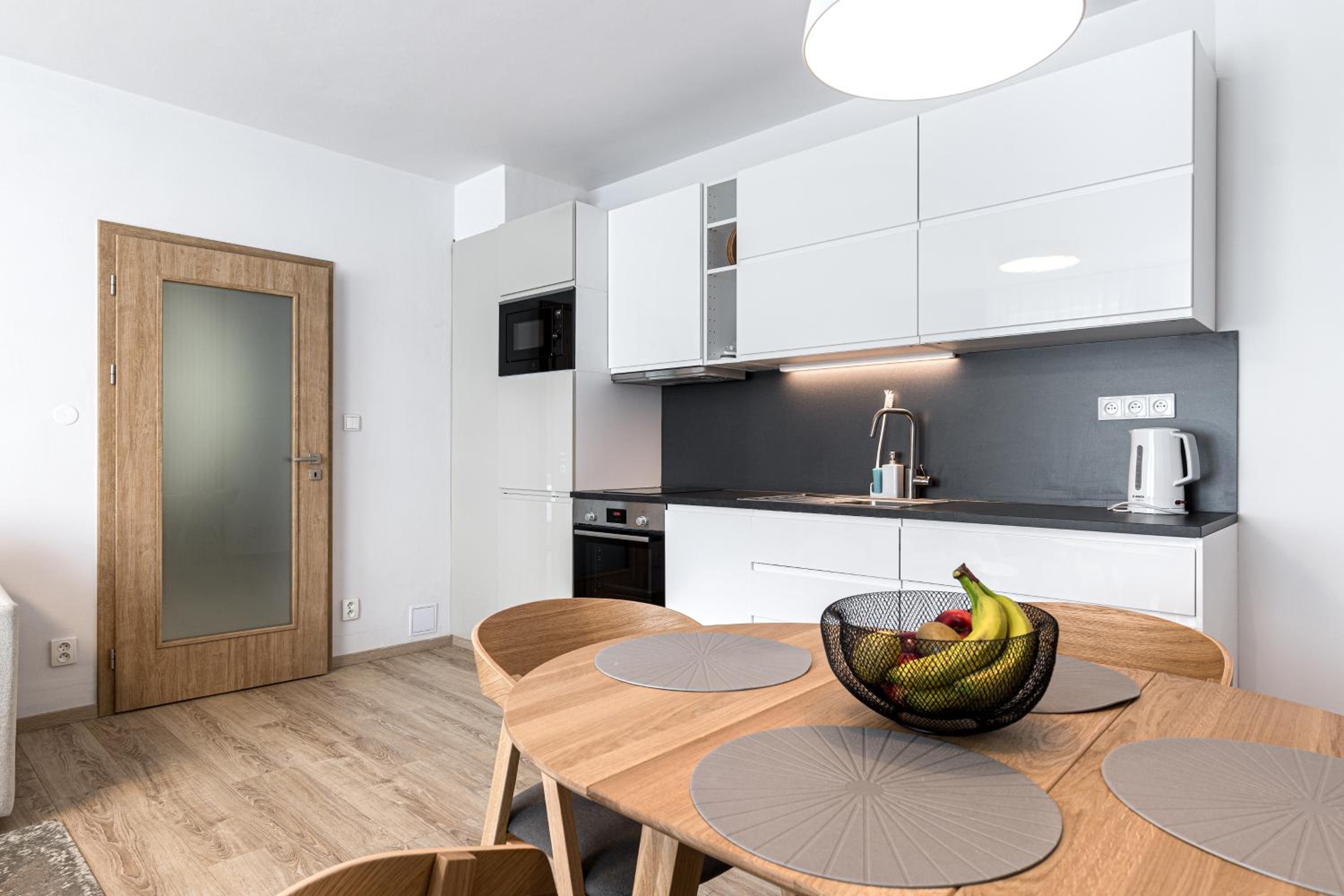 Apartment with Terrace photo 2