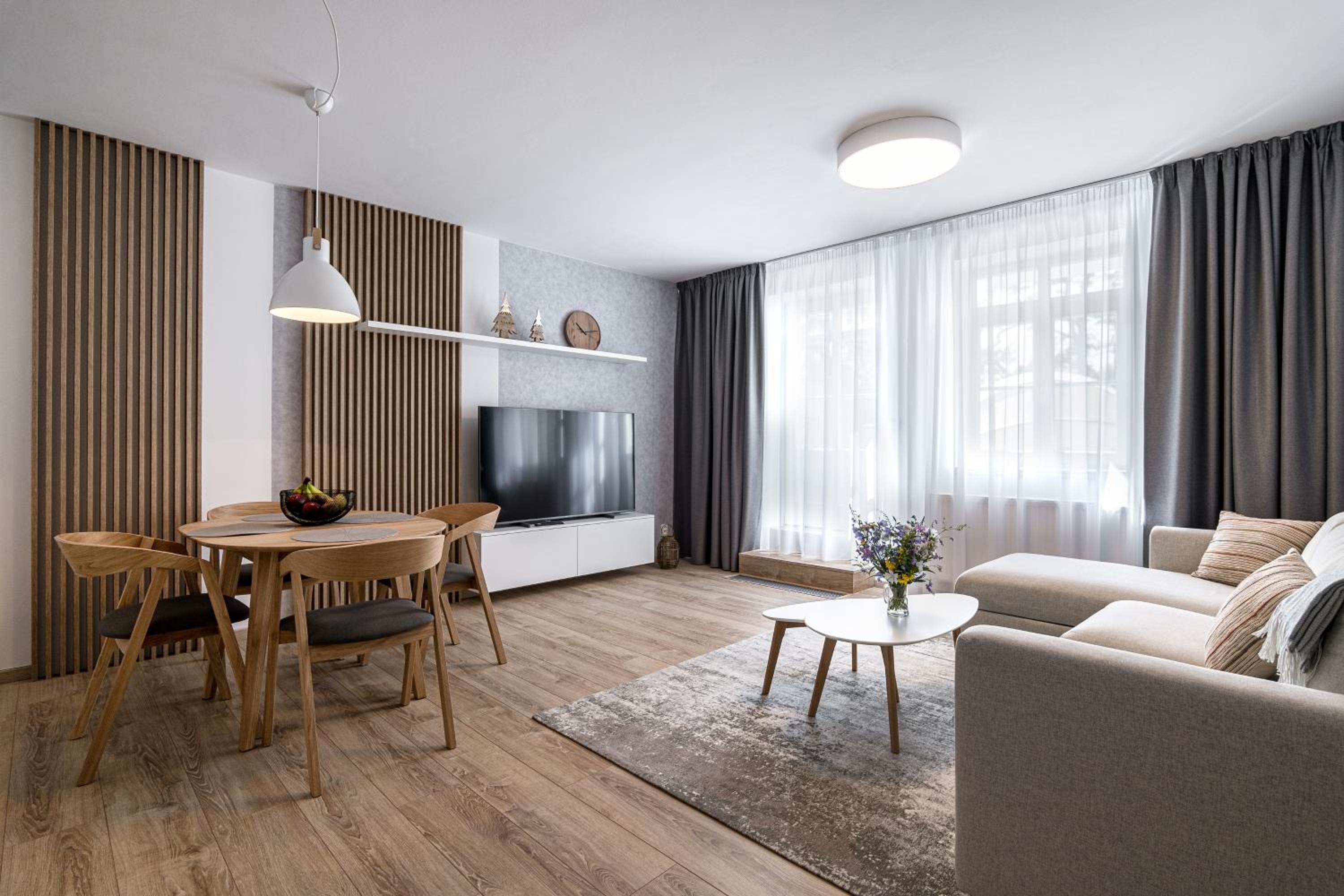 Apartment with Terrace photo 1