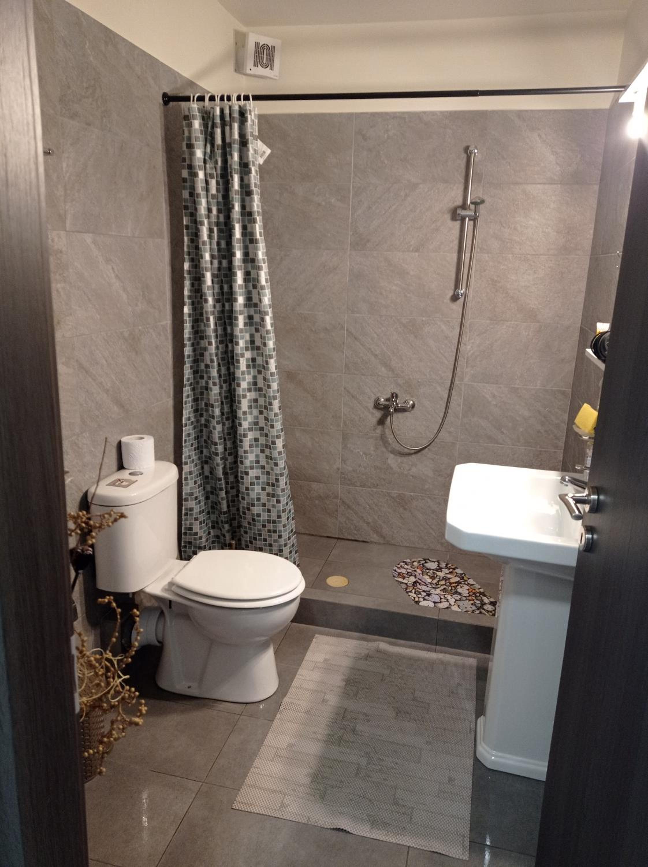 Two-Bedroom Apartment - Photo 11