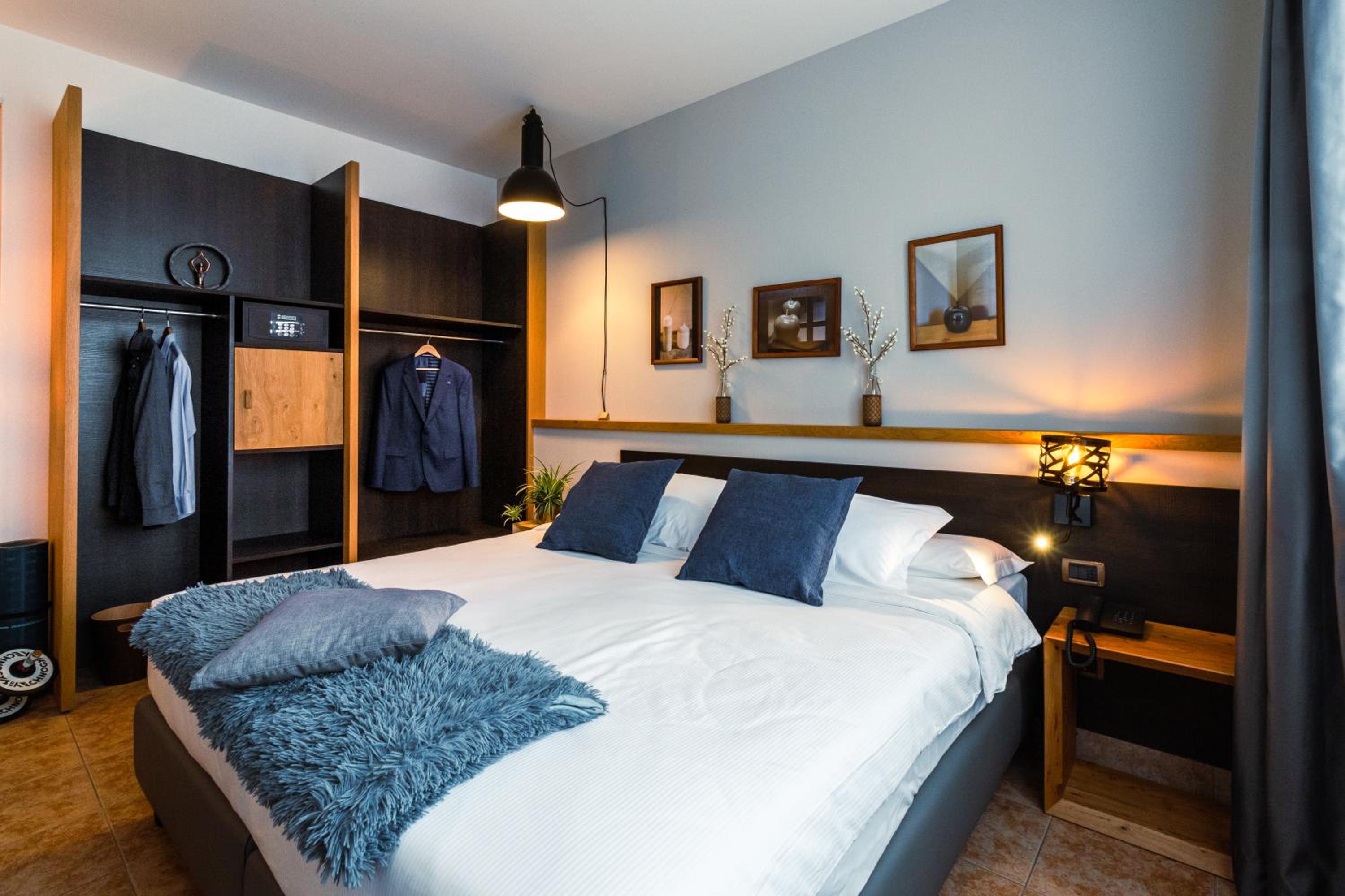 Superior Room - Photo 10