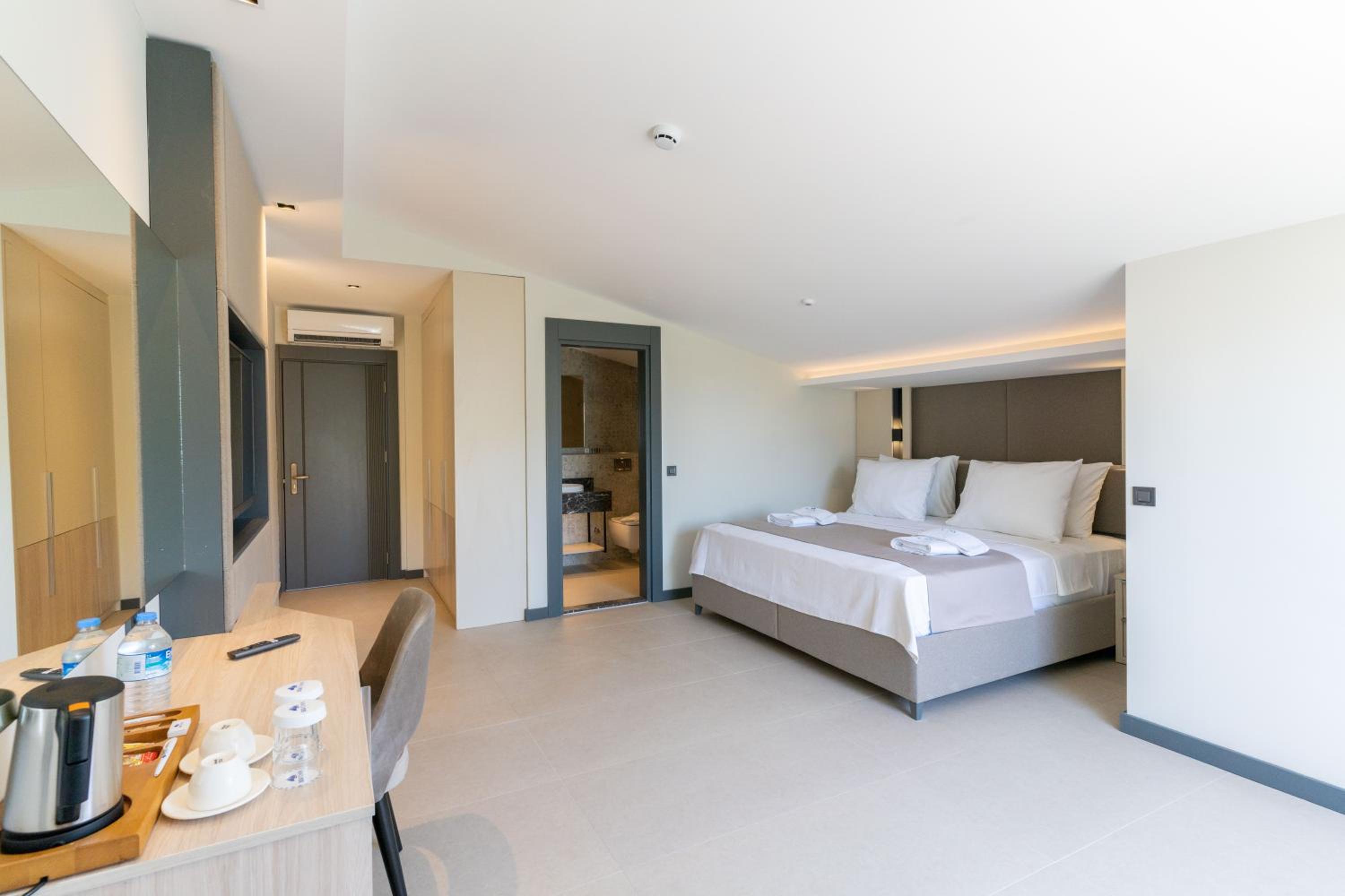 Superior Double Room - Photo 19