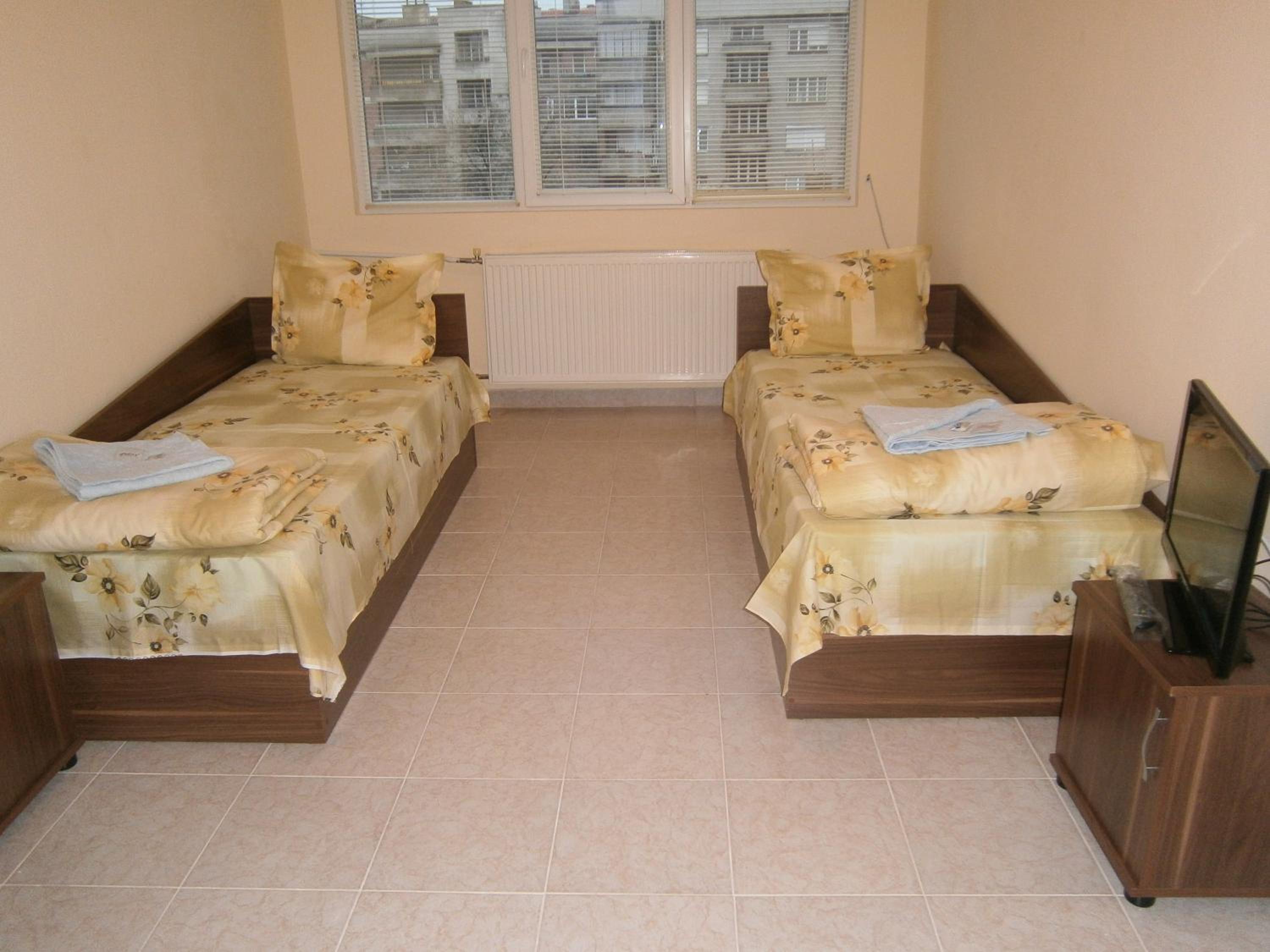 Deluxe Twin Room photo 3