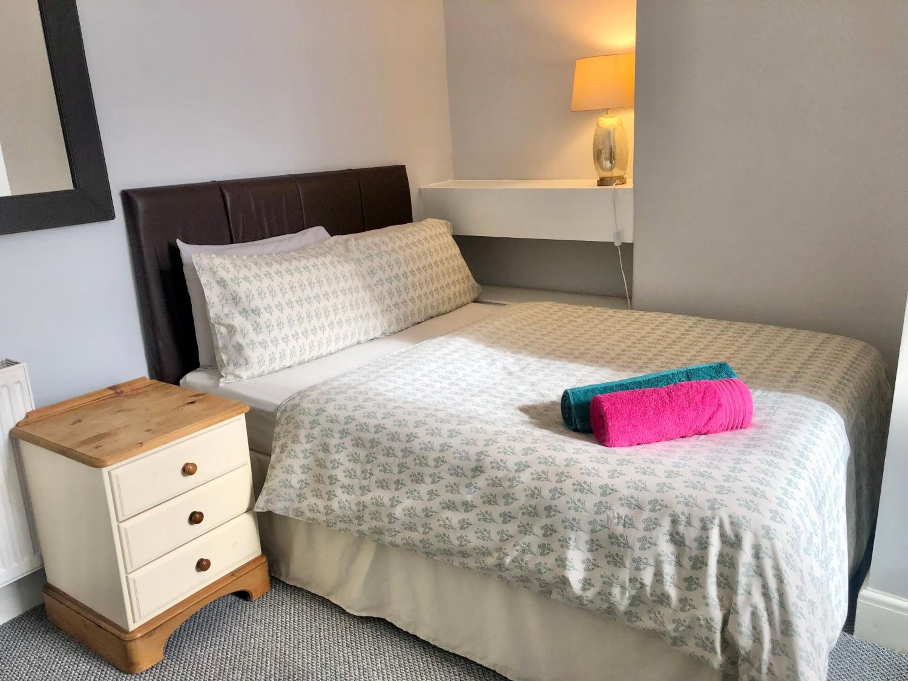 Double Room with Private Bathroom photo 3