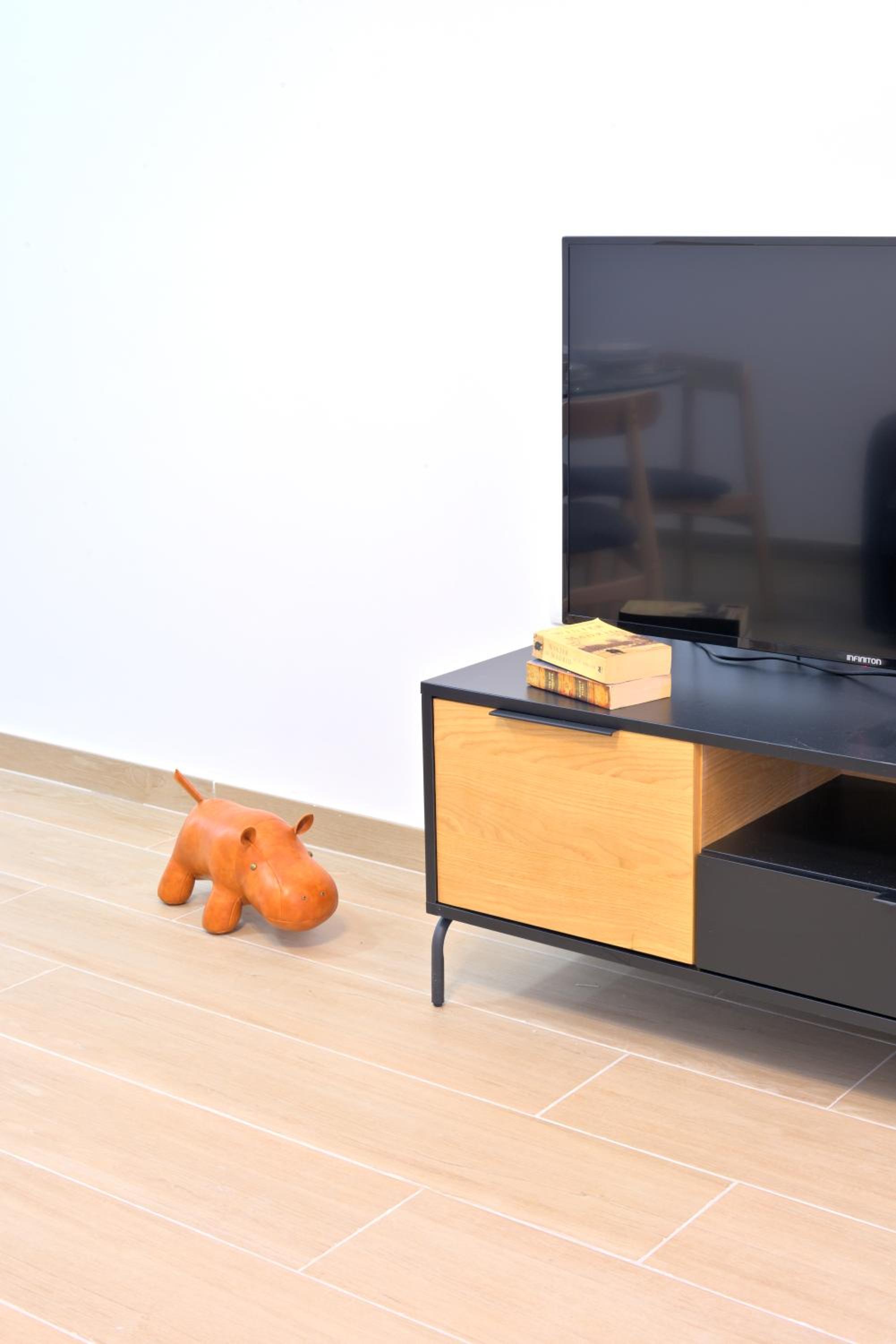 One-Bedroom Apartment - Photo 23