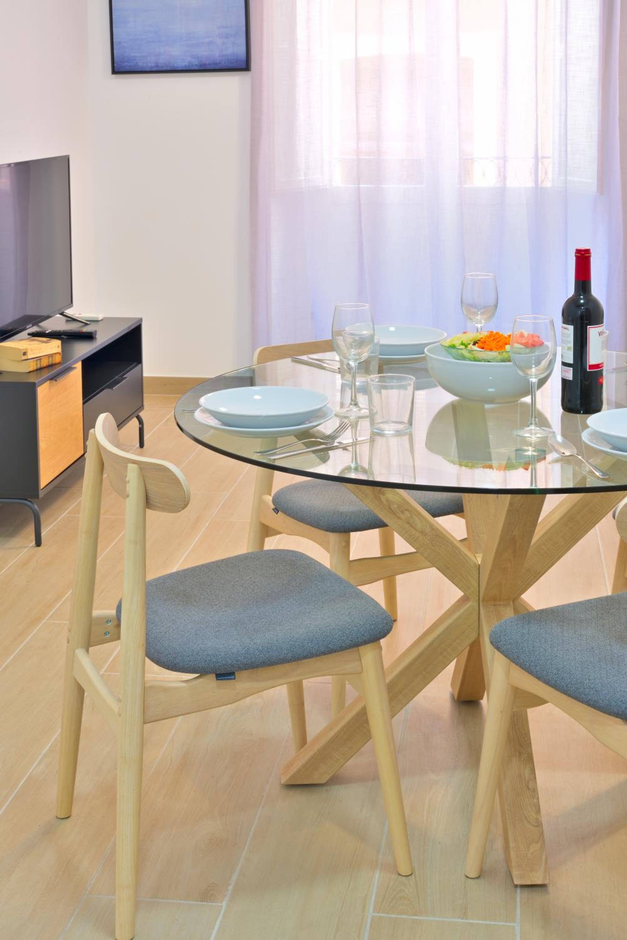 One-Bedroom Apartment - Photo 35