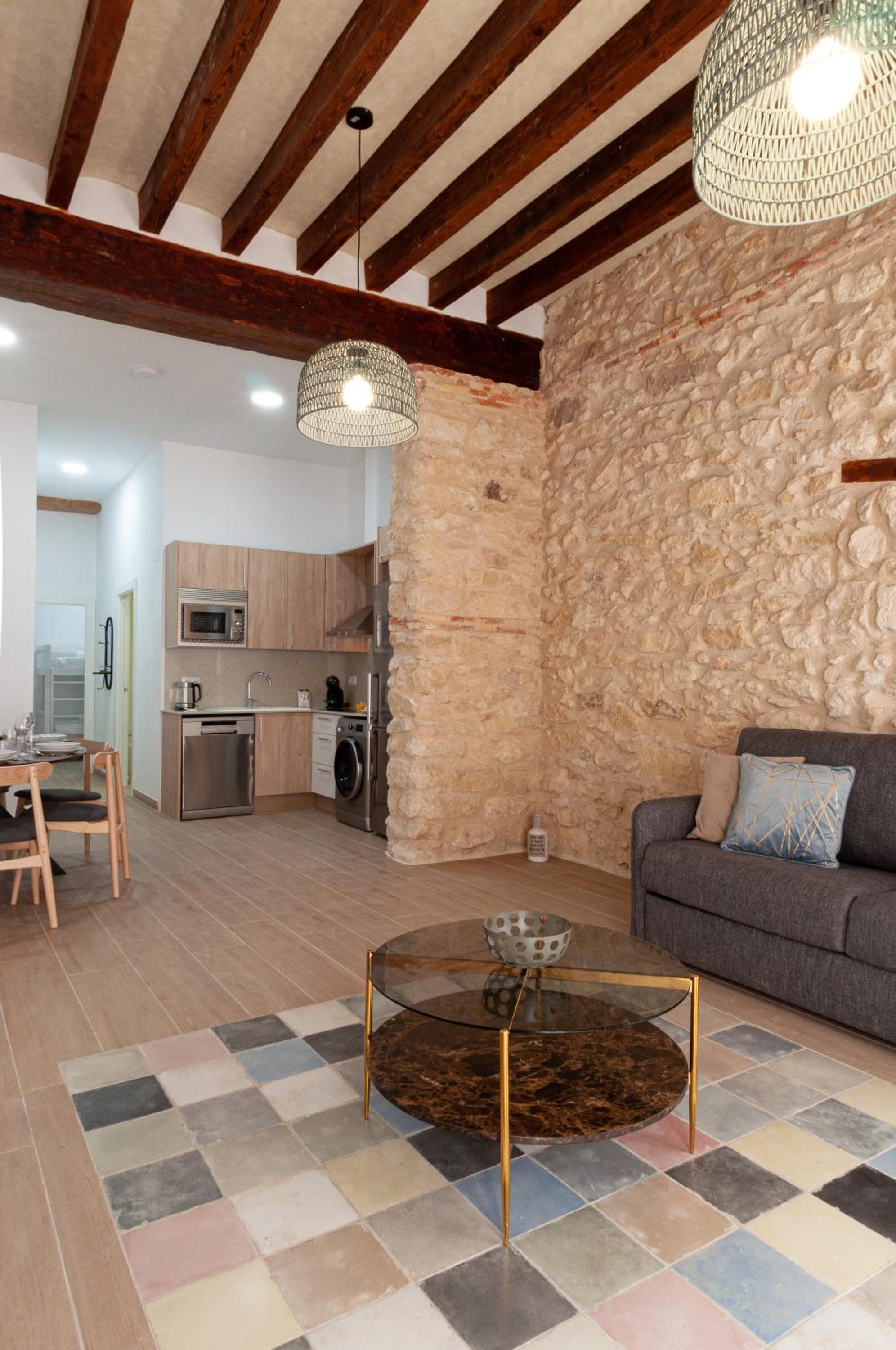 Two-Bedroom Apartment - Photo 7