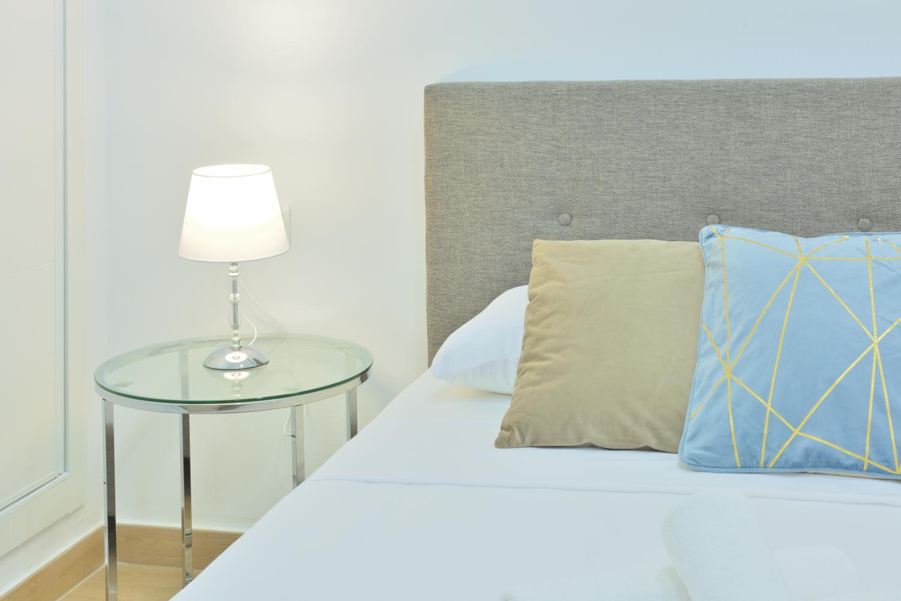 One-Bedroom Apartment - Photo 15