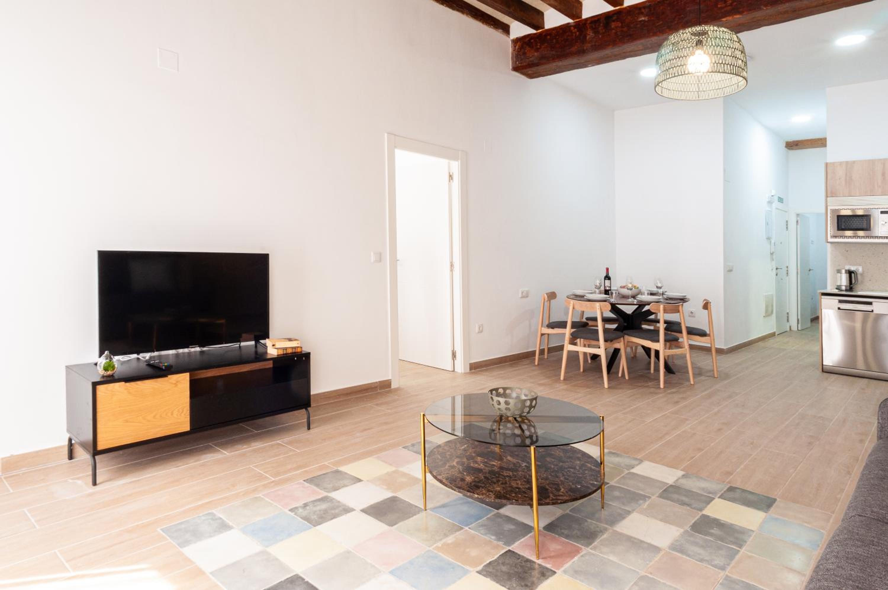 Two-Bedroom Apartment - Photo 5