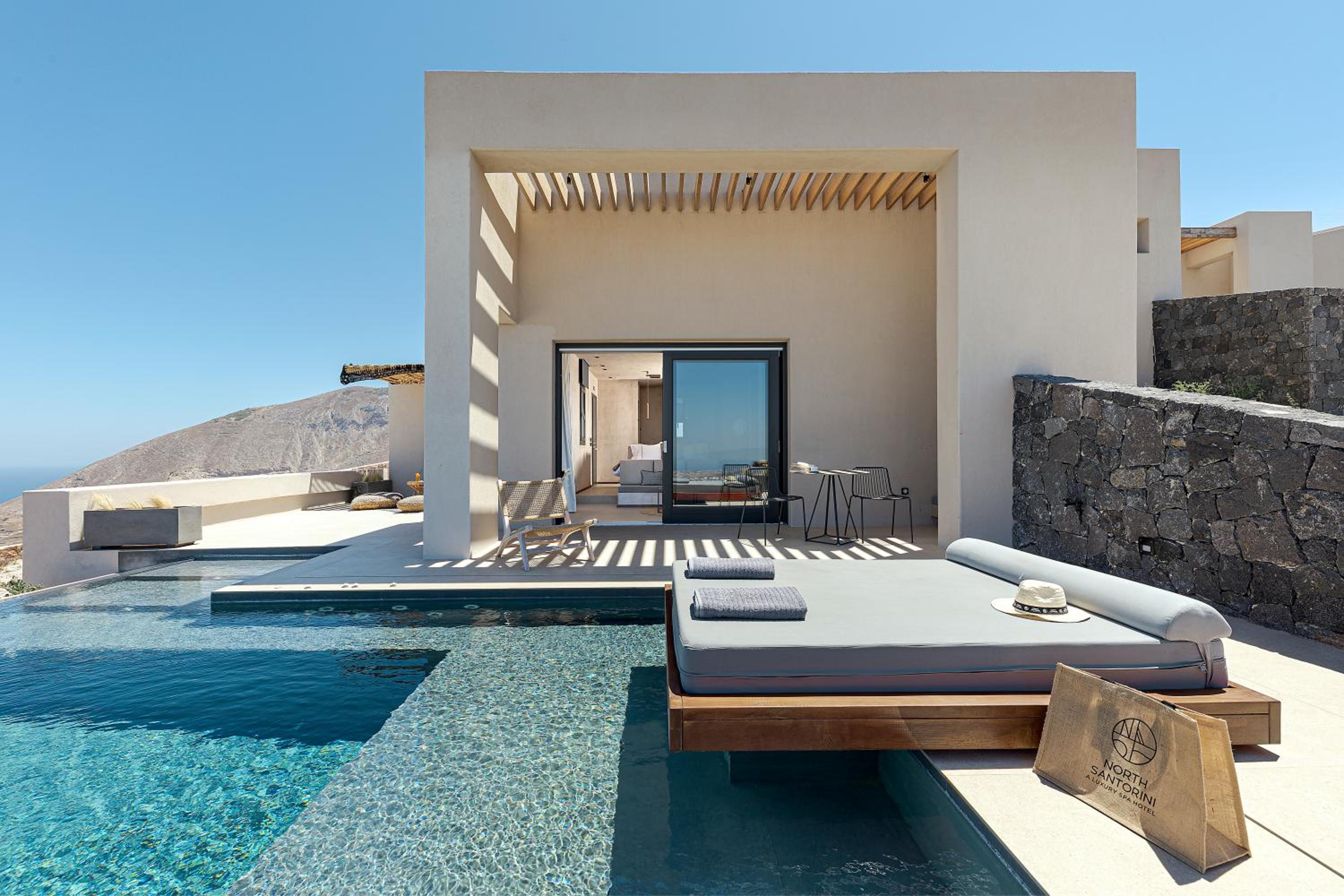 Bird's Eye Suite with Private Pool photo 2