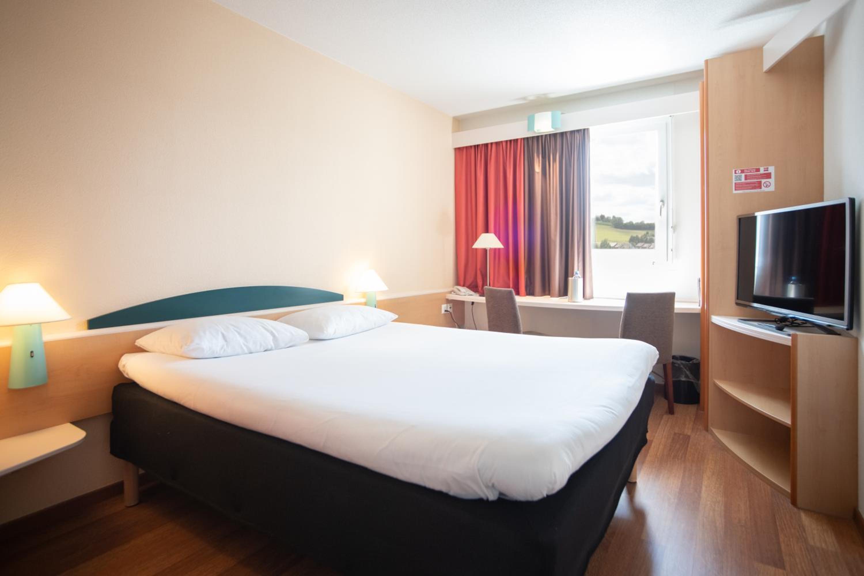 Standard Double Room - Photo 1