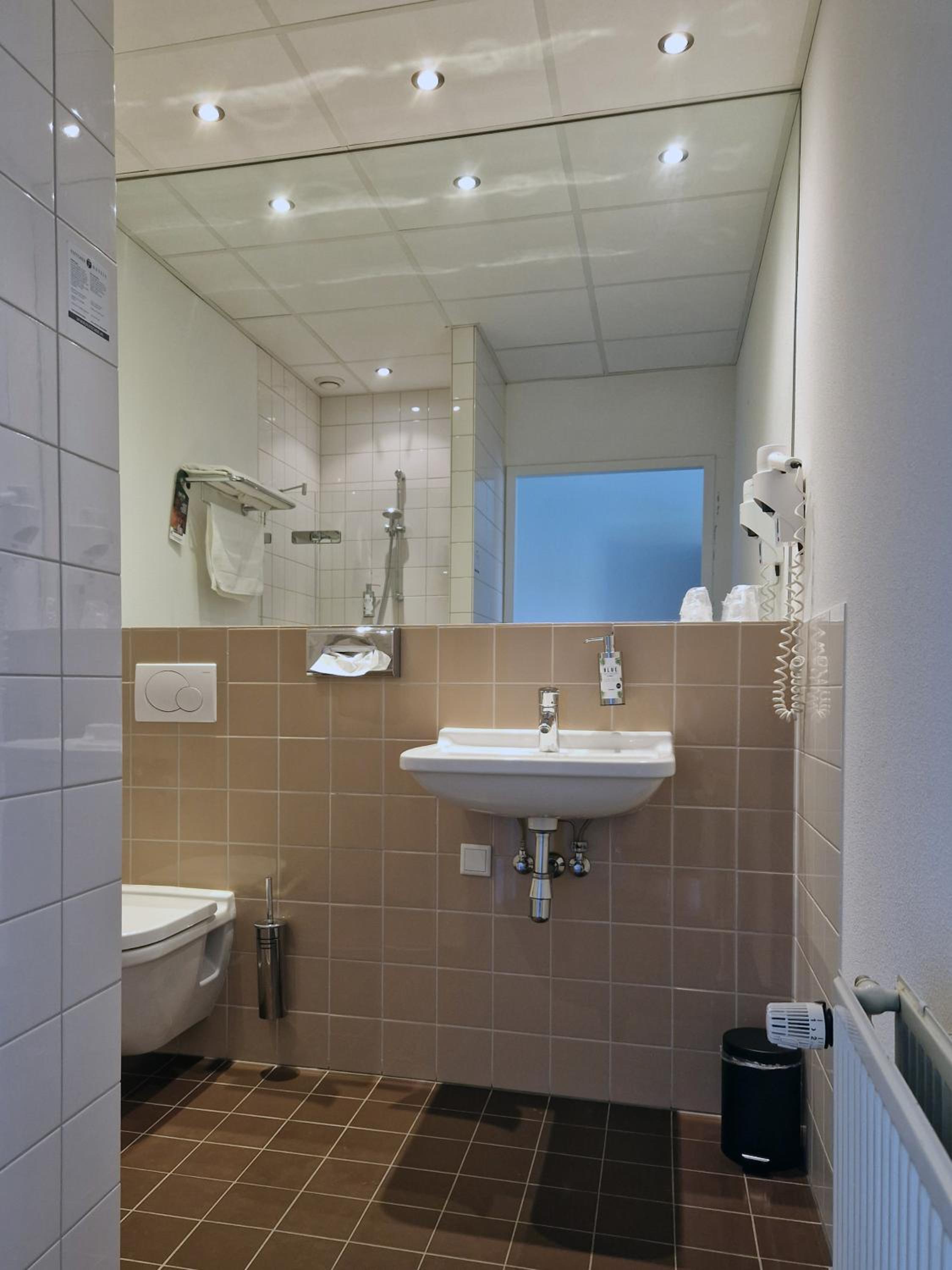 Comfort Double Room - Photo 6