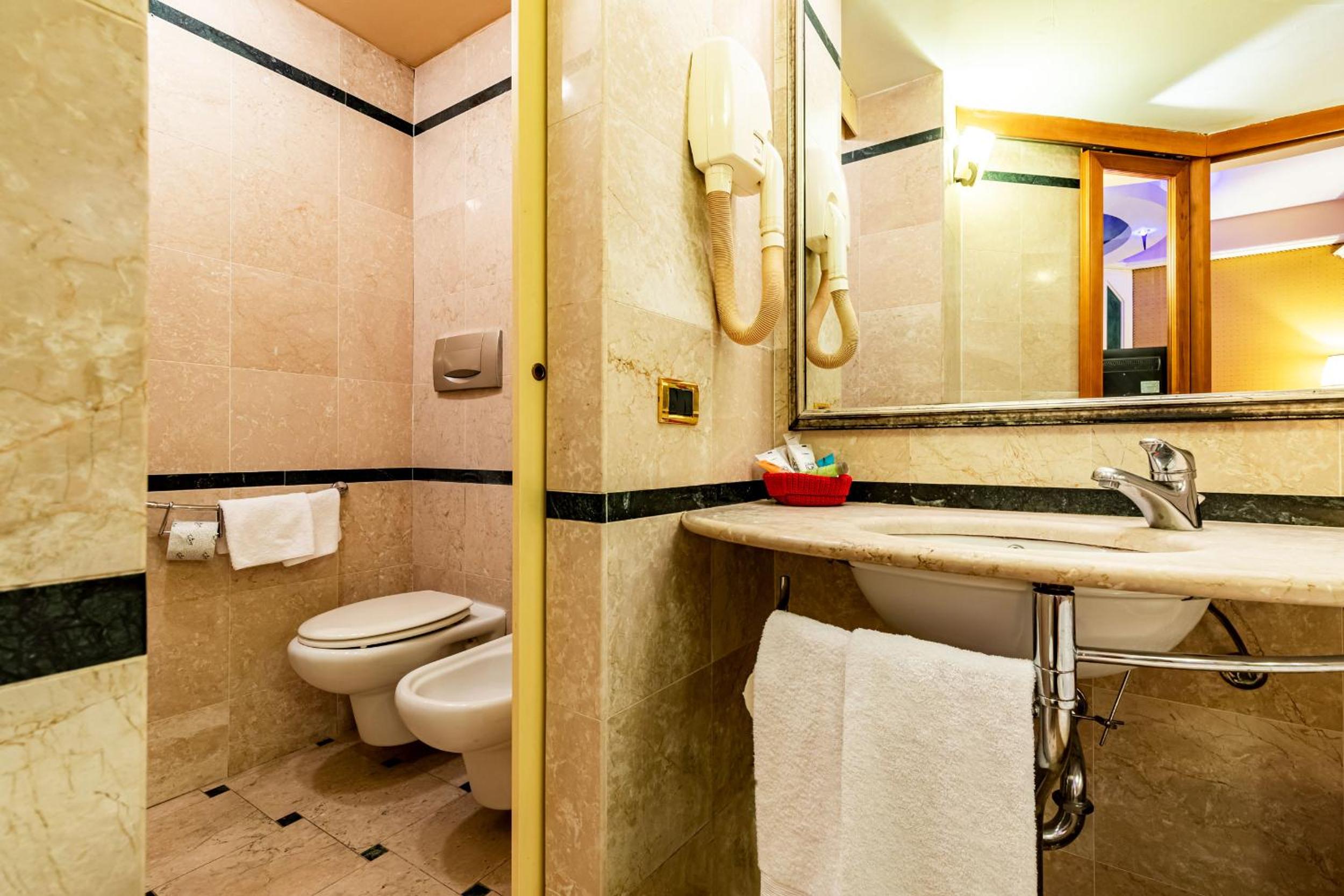 Junior Suite with Hot Tube photo 3