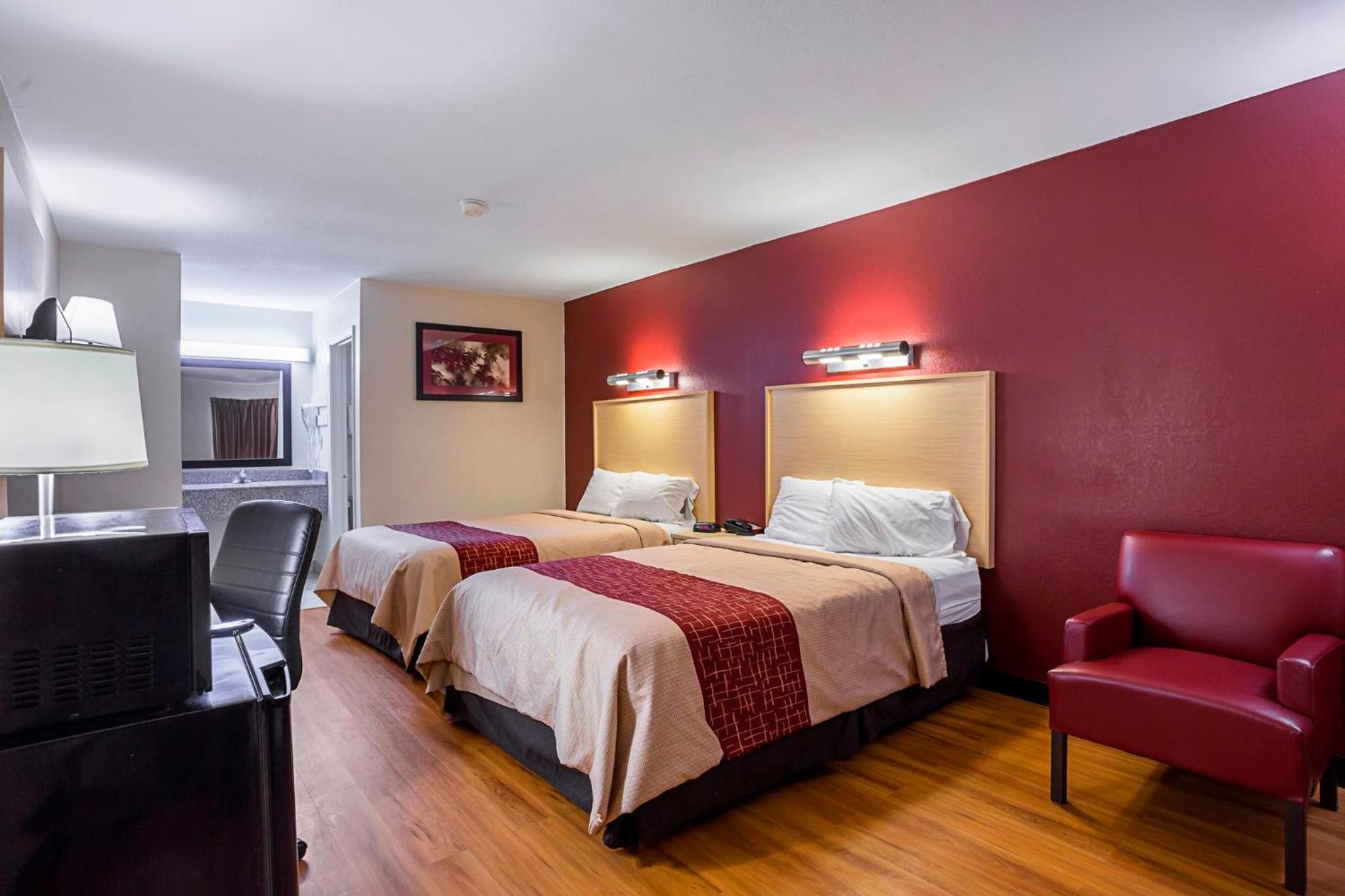 Standard Room with Two Double Beds Non-Smoking - Photo 1