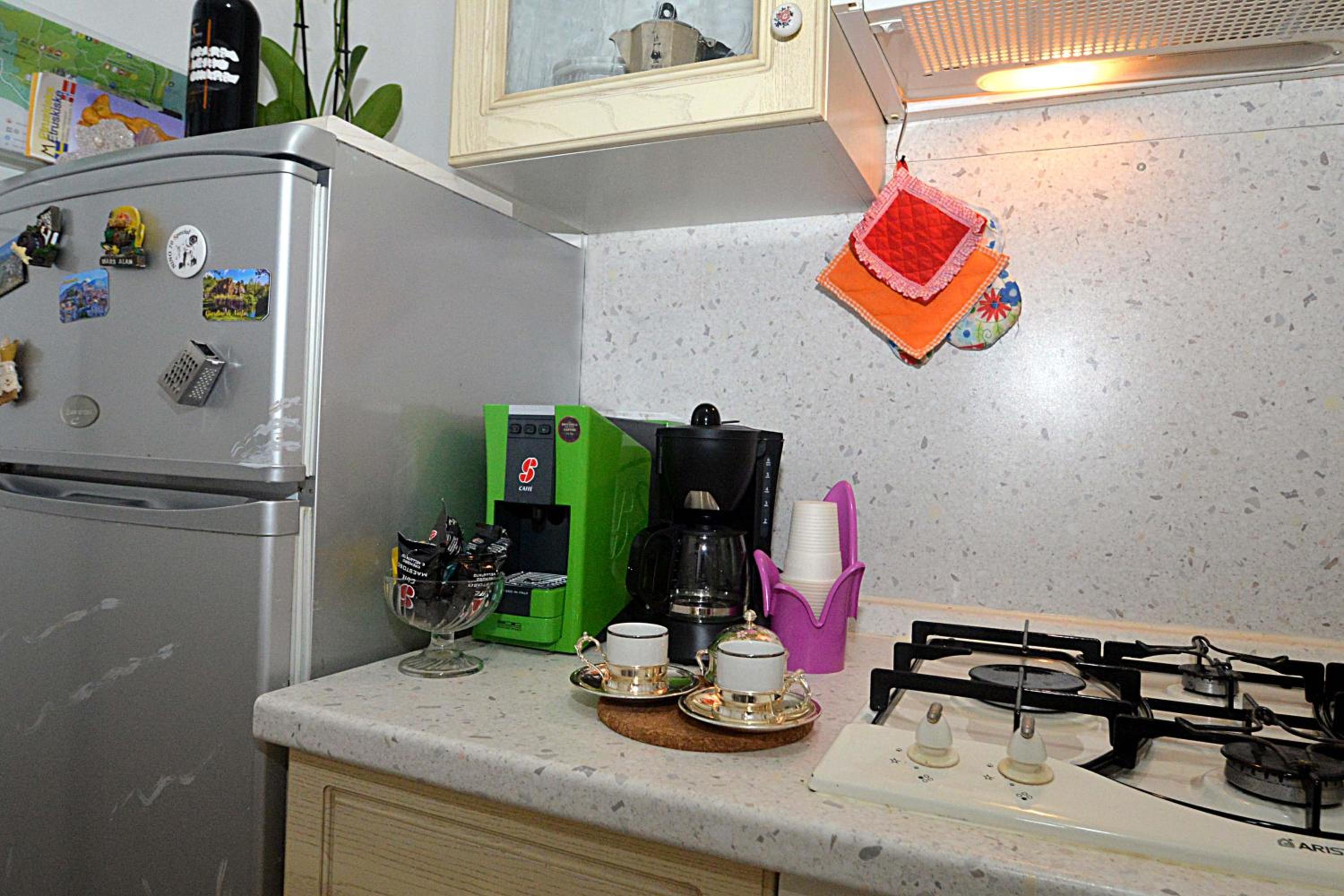 Apartment photo 2