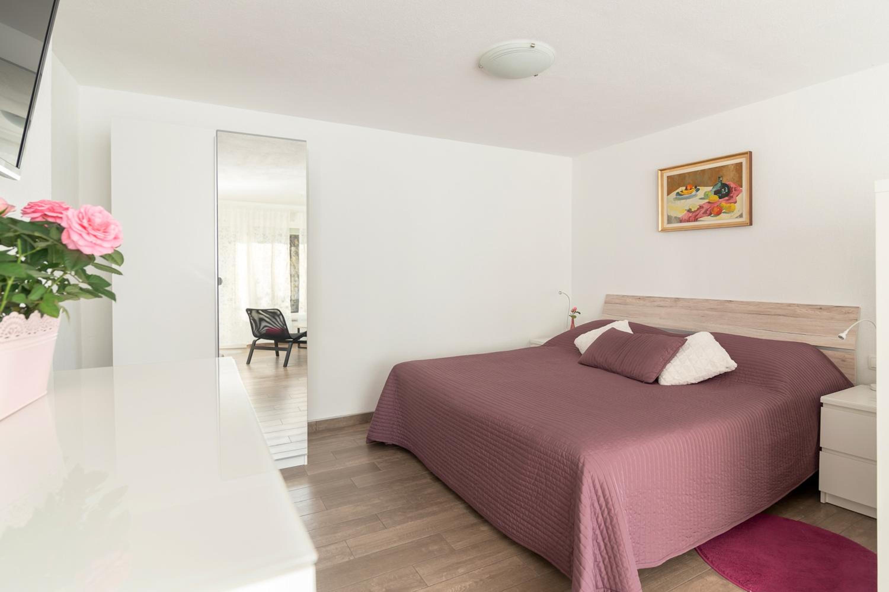 Two-Bedroom Apartment with Terrace photo 2