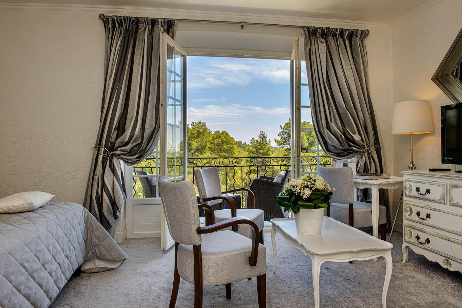 Superior Double Room - Photo 3