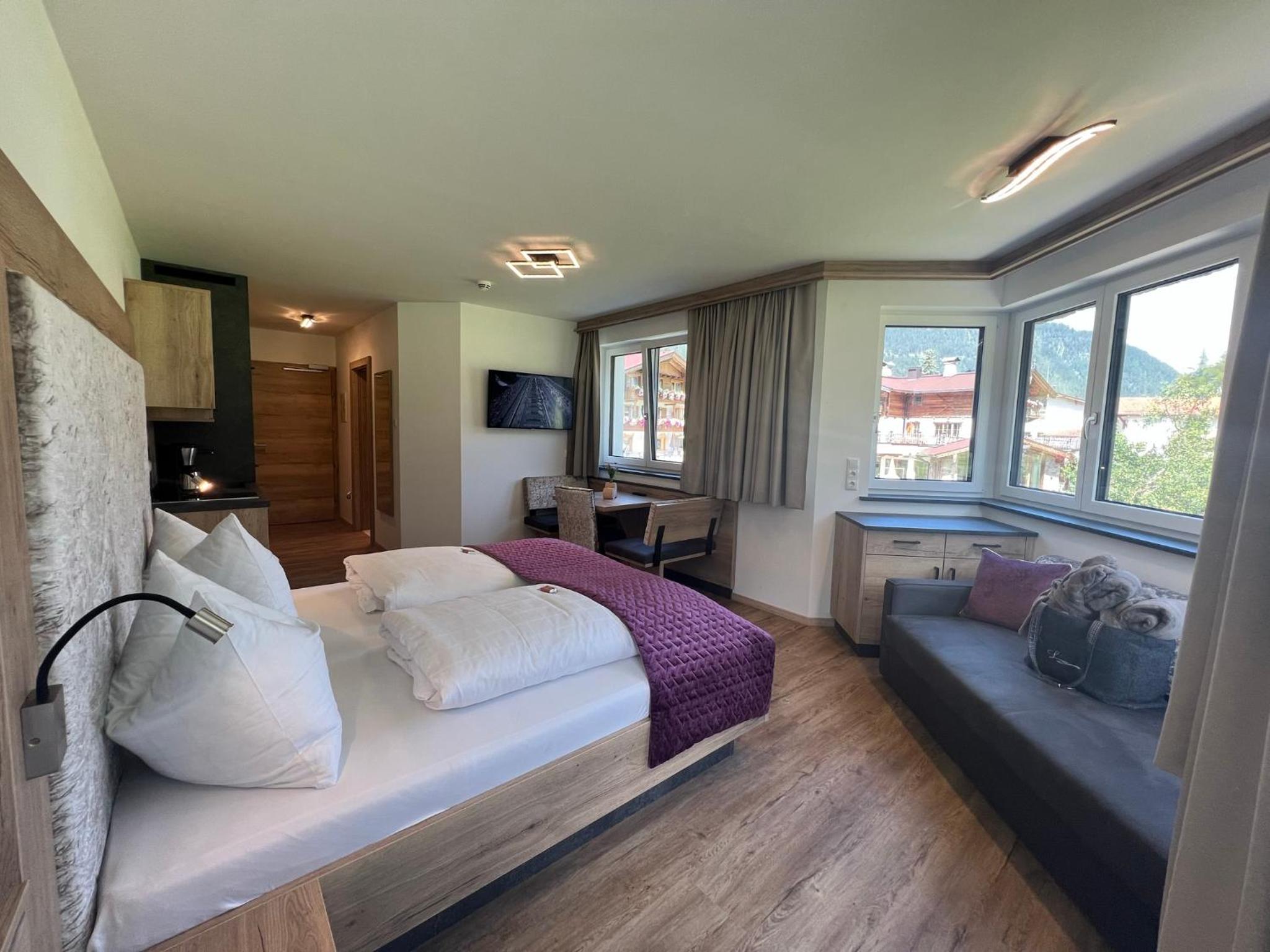 Studio Apartment