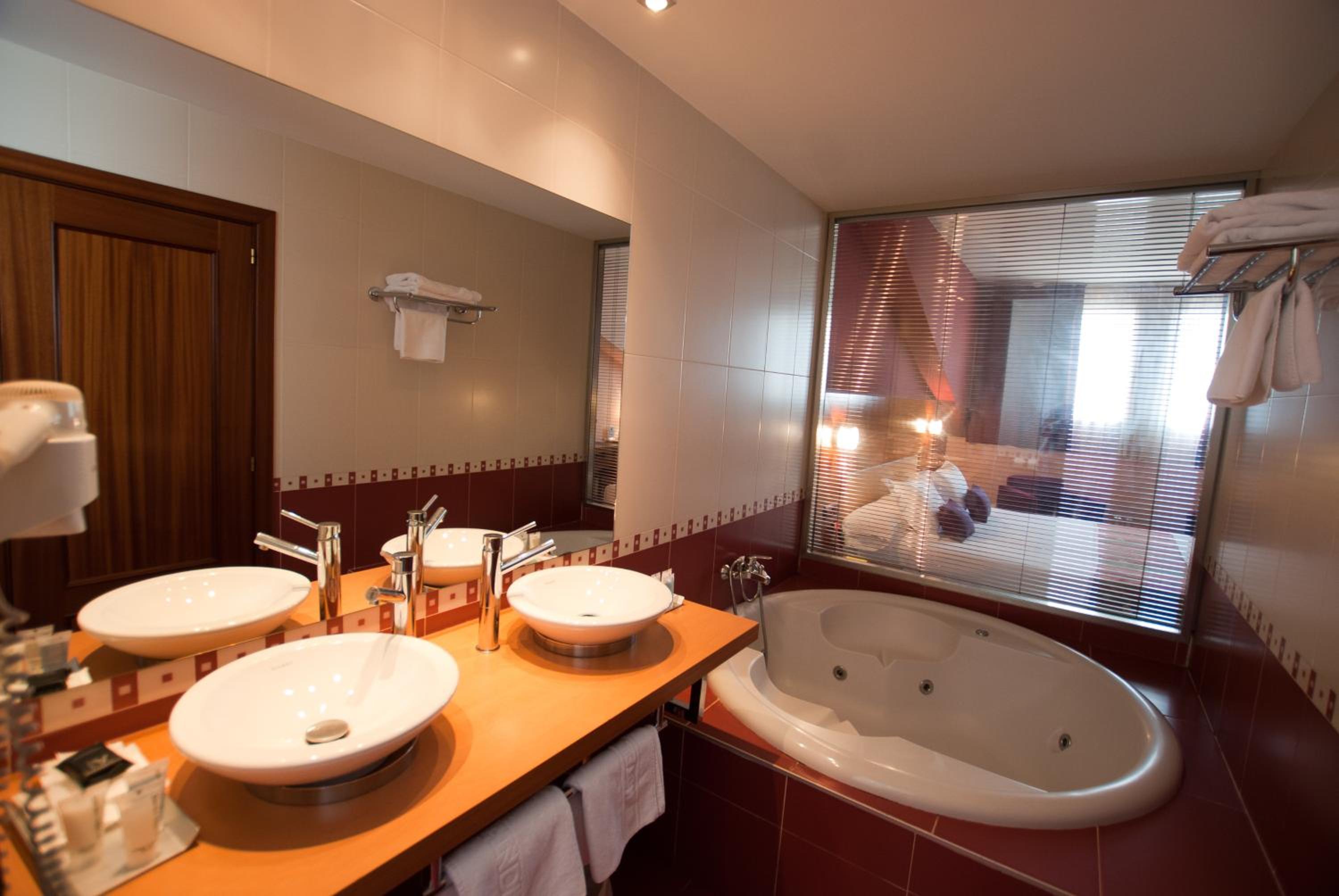 Junior Suite - Photo 12