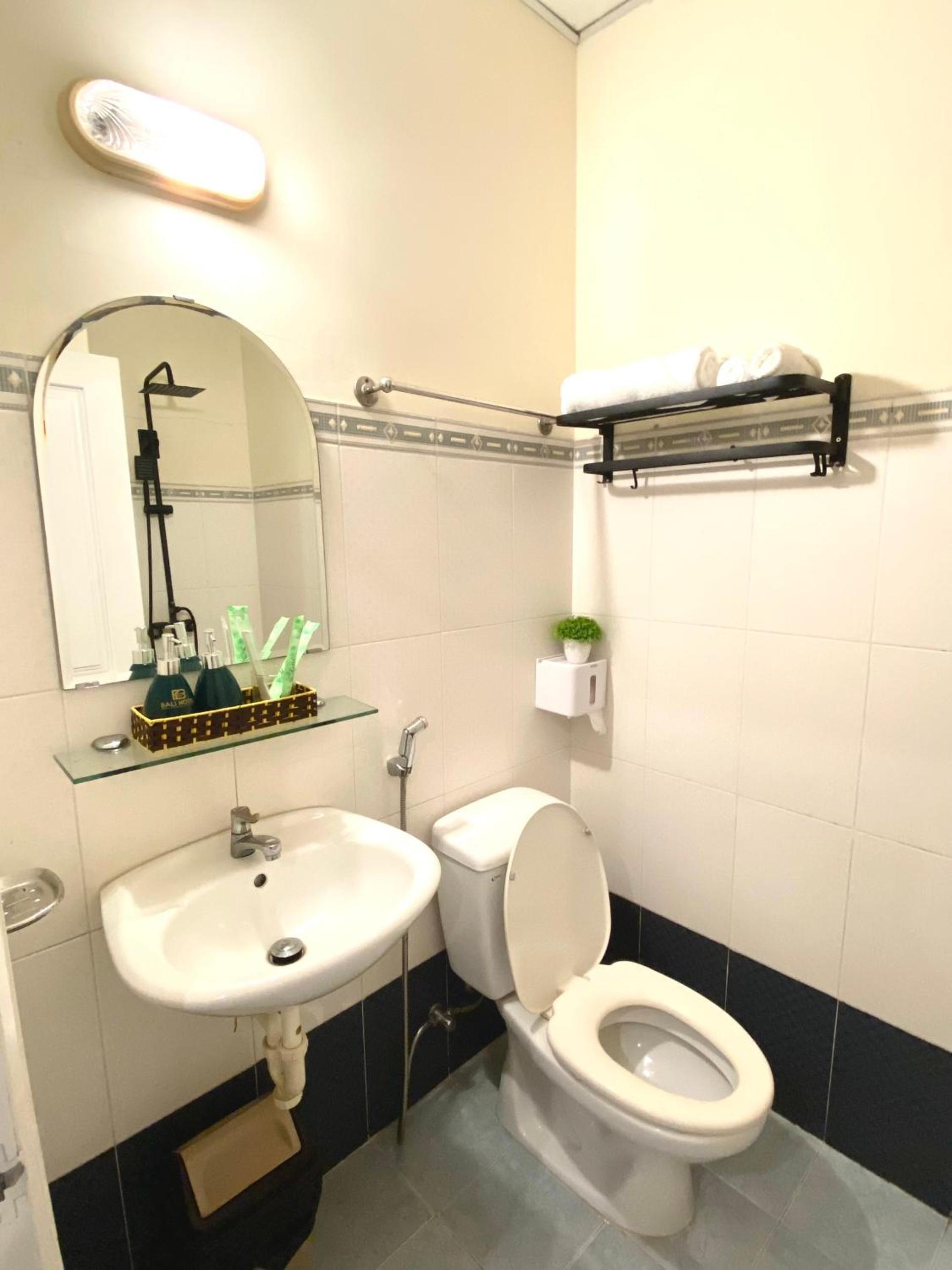Double Room With Private Bathroom photo 3