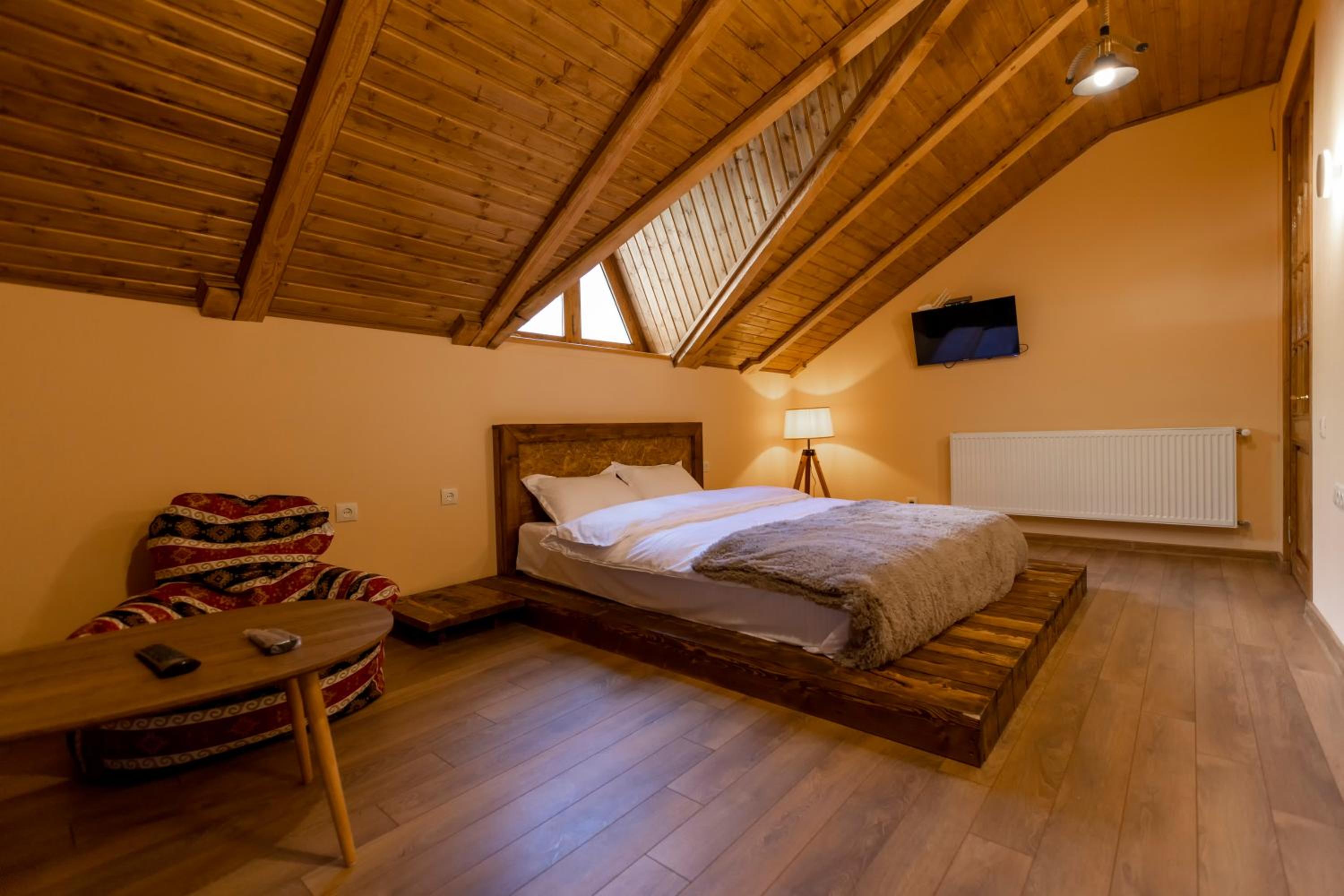 Deluxe Double Room with Shower