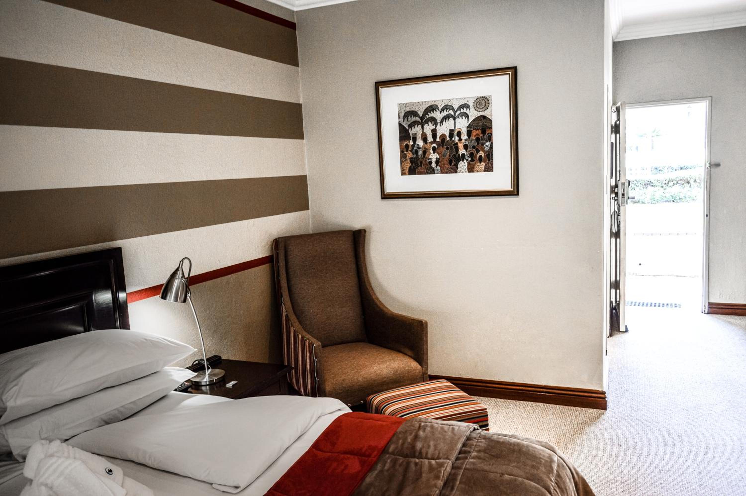 Standard Double Room photo 3