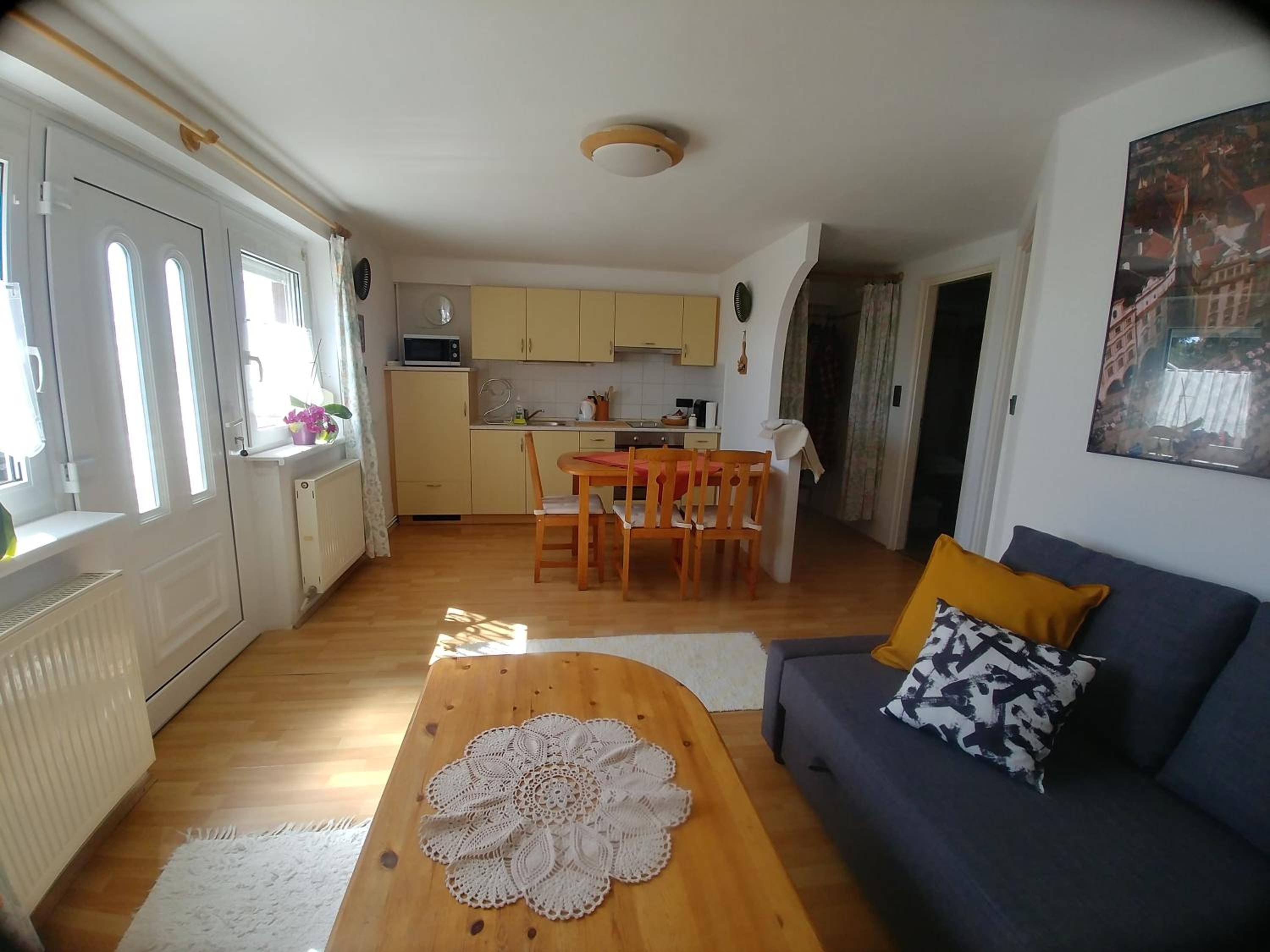 Family Room With Garden View photo 1