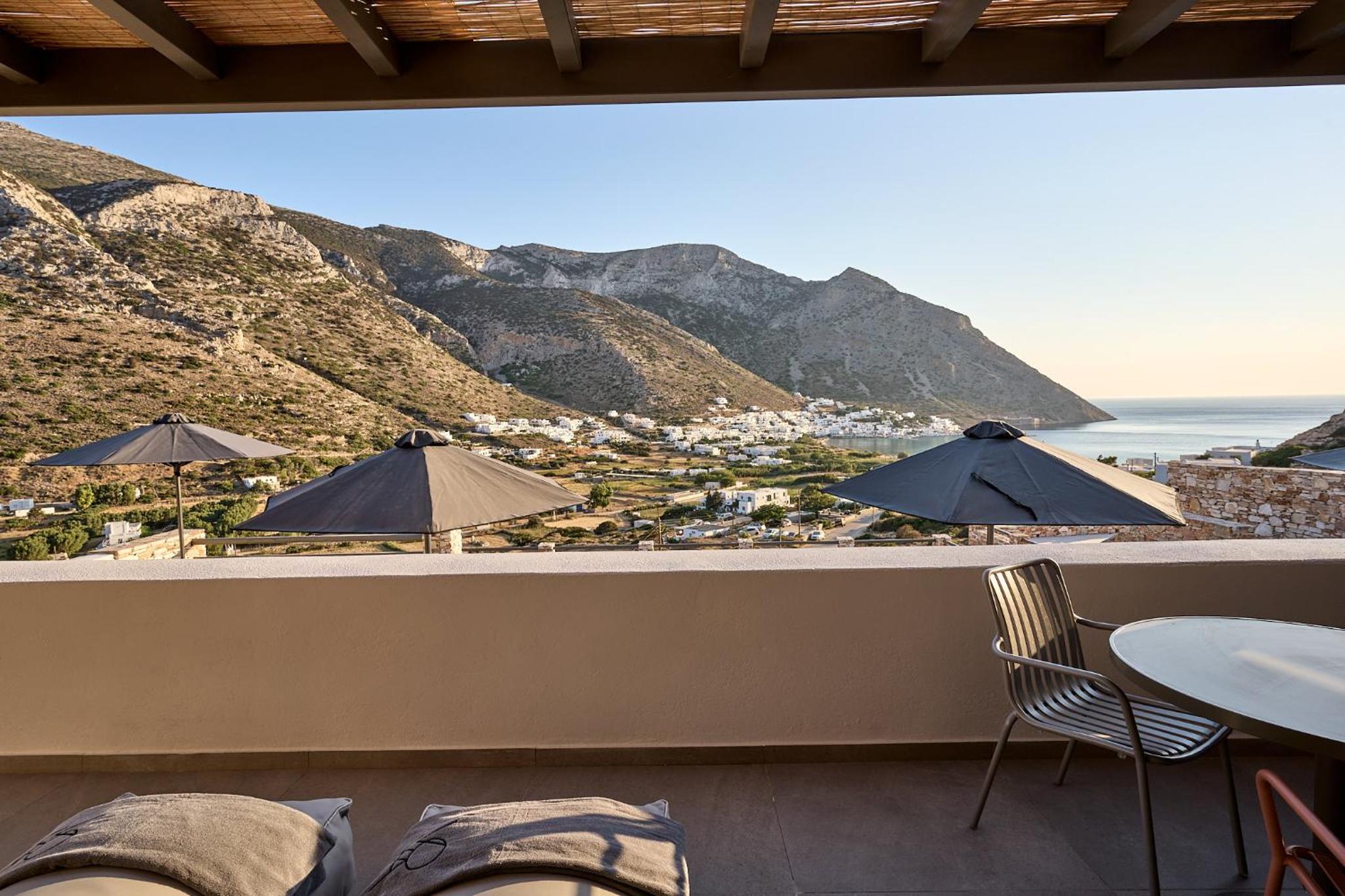 Junior Suite with Sea View - Photo 3