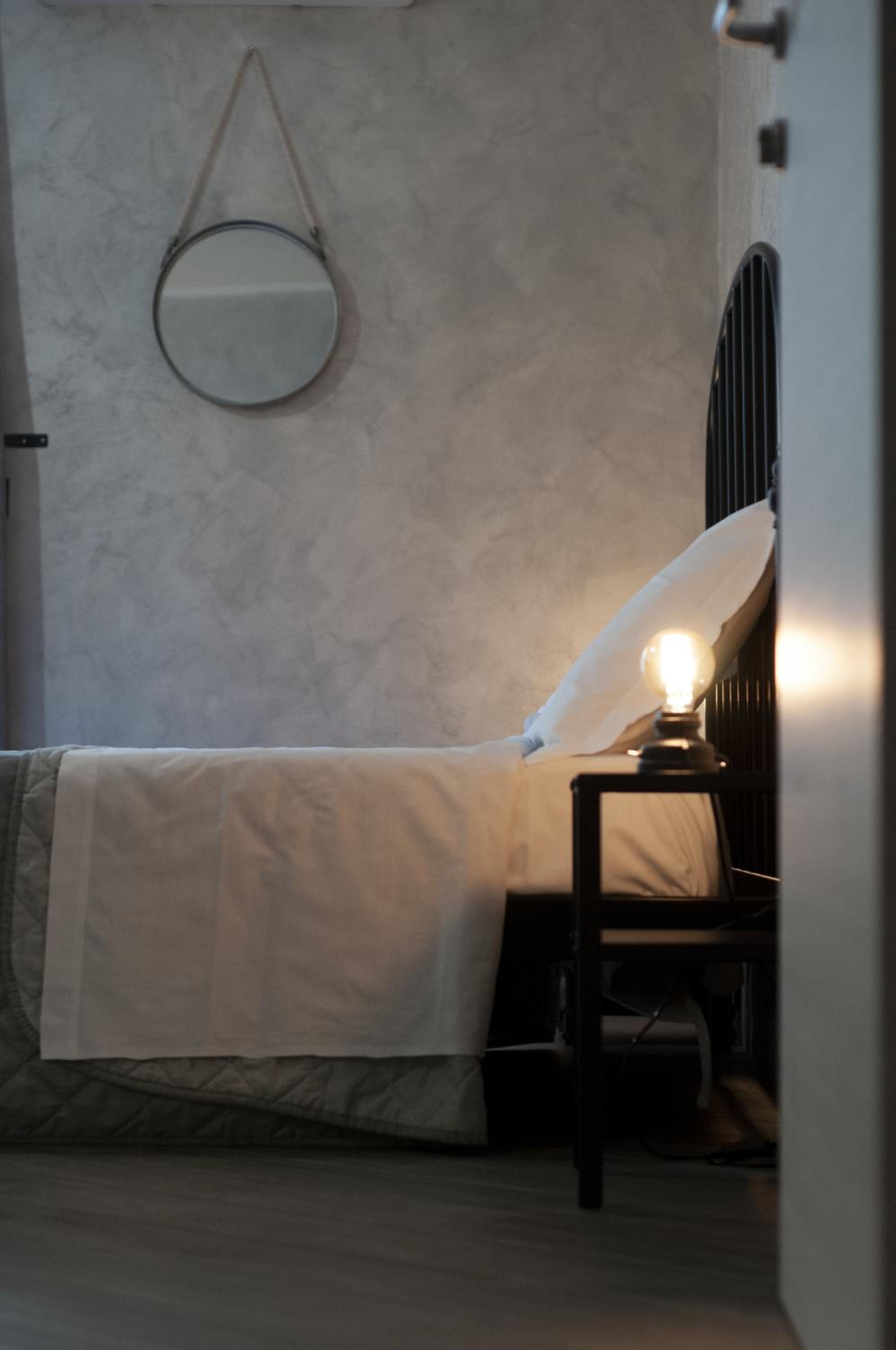 Triple Room with Balcony - Photo 12