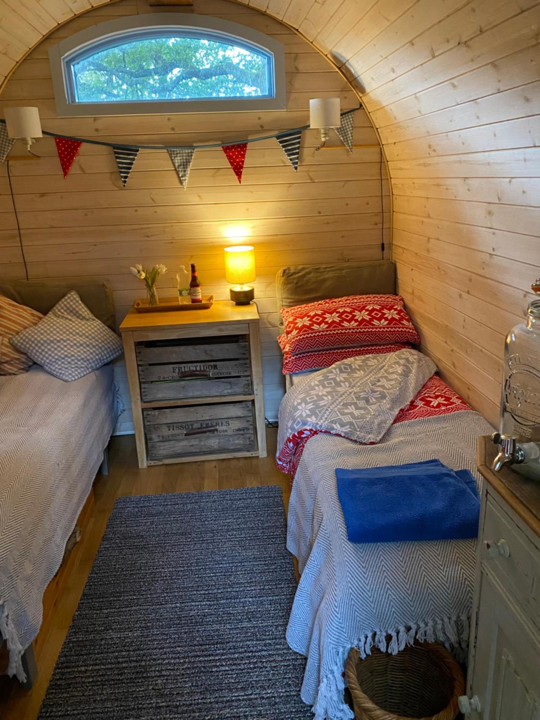 Budget Double Room photo 3